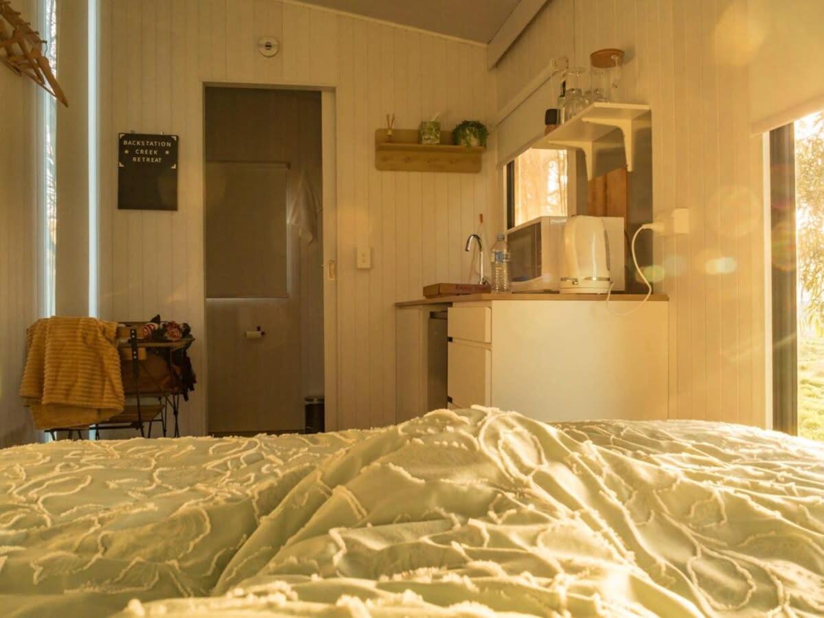 Back Station Creek Retreat by Tiny Away