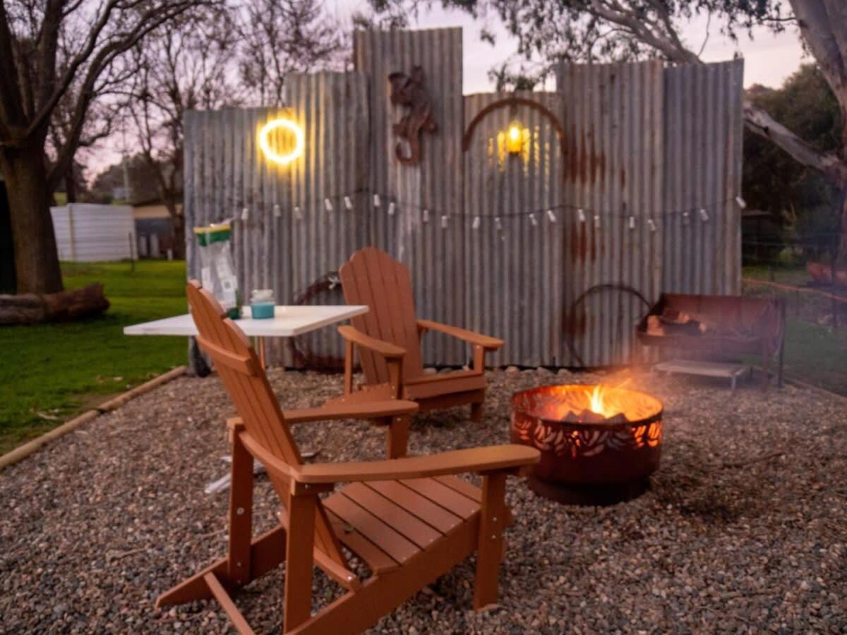 Back Station Creek Retreat by Tiny Away