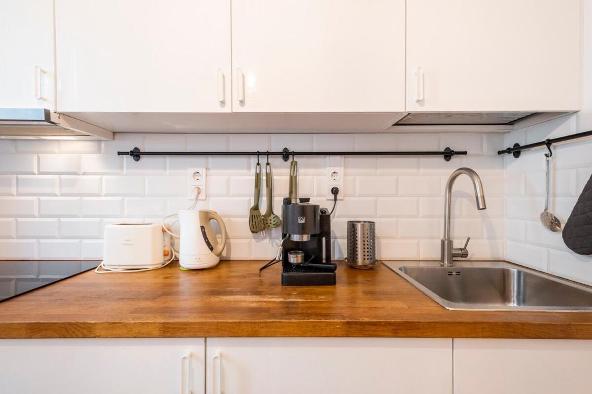 Top Centre 1 Bedroom Apt next to Vitosha Blvd.