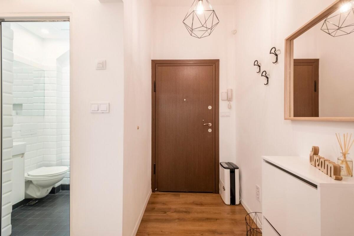 Top Centre 1 Bedroom Apt next to Vitosha Blvd.