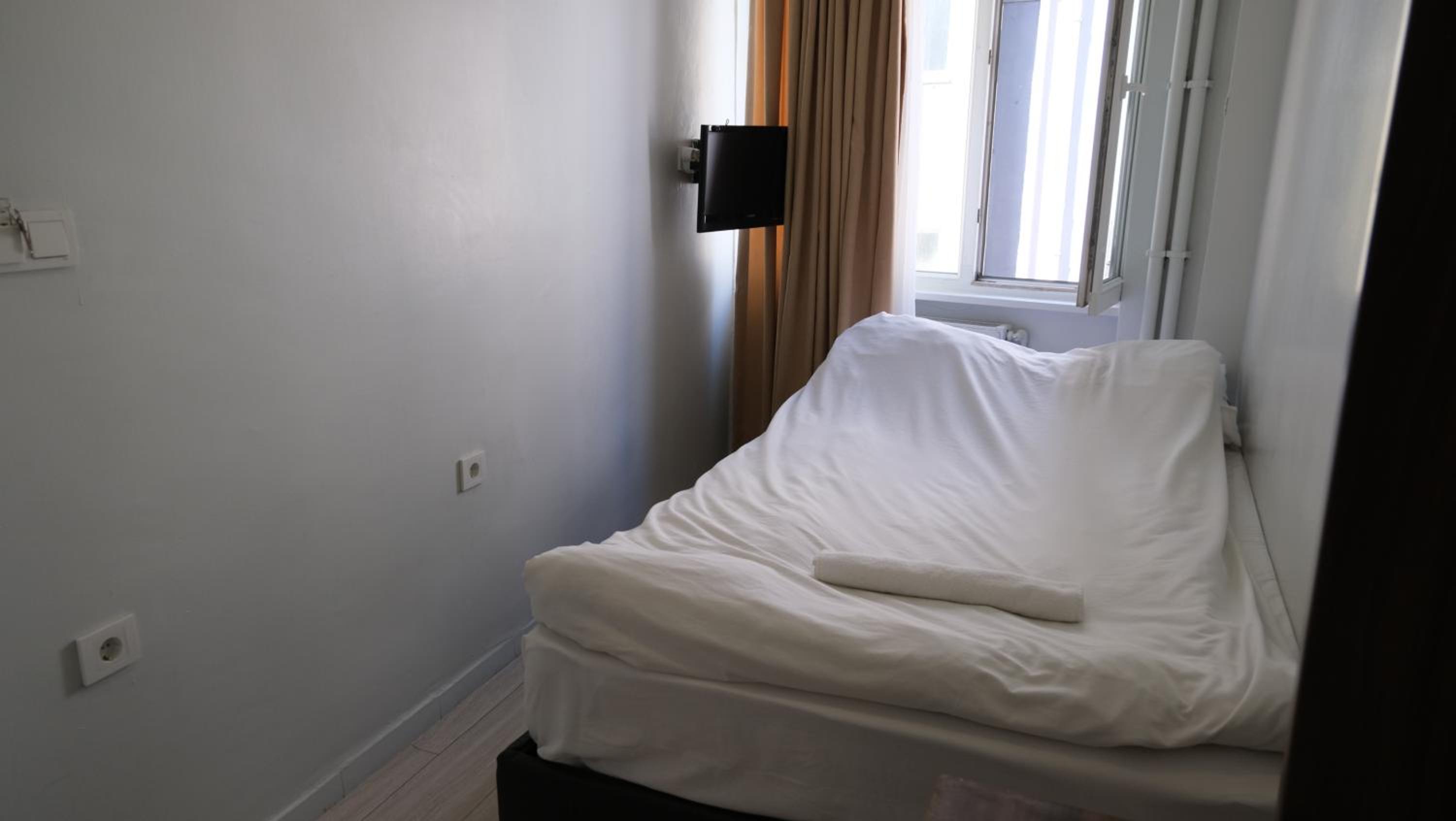 Simon Hotel - Image 34