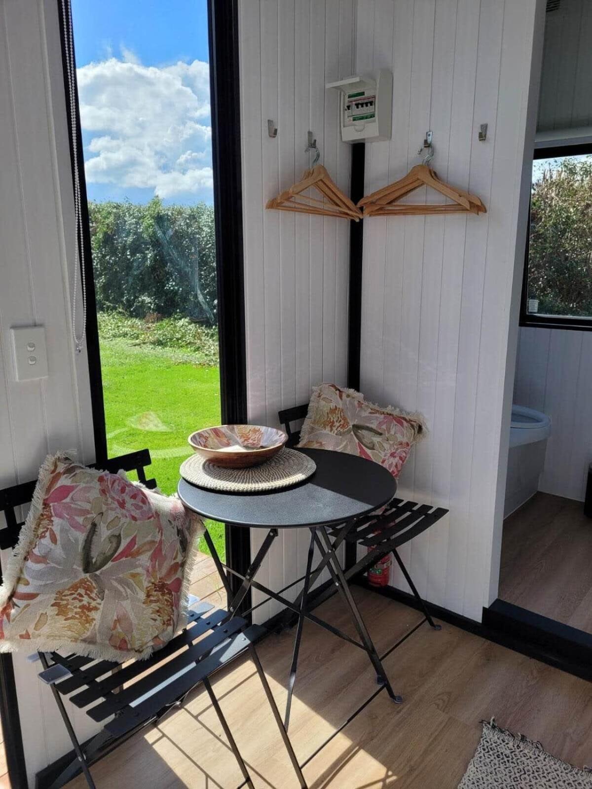 Deloraine Tiny Retreat by Tiny Away view 3