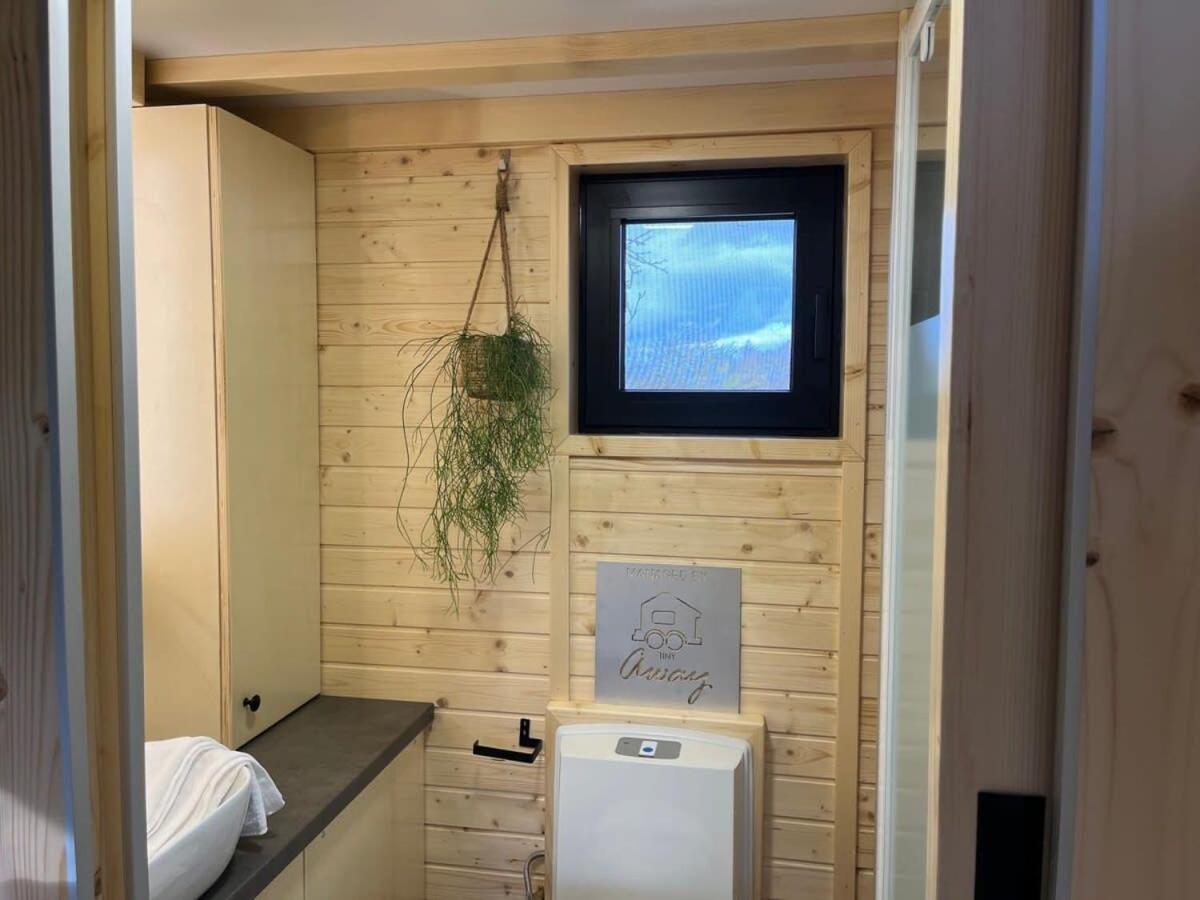 Lisi Grun Tiny House by Tiny Away