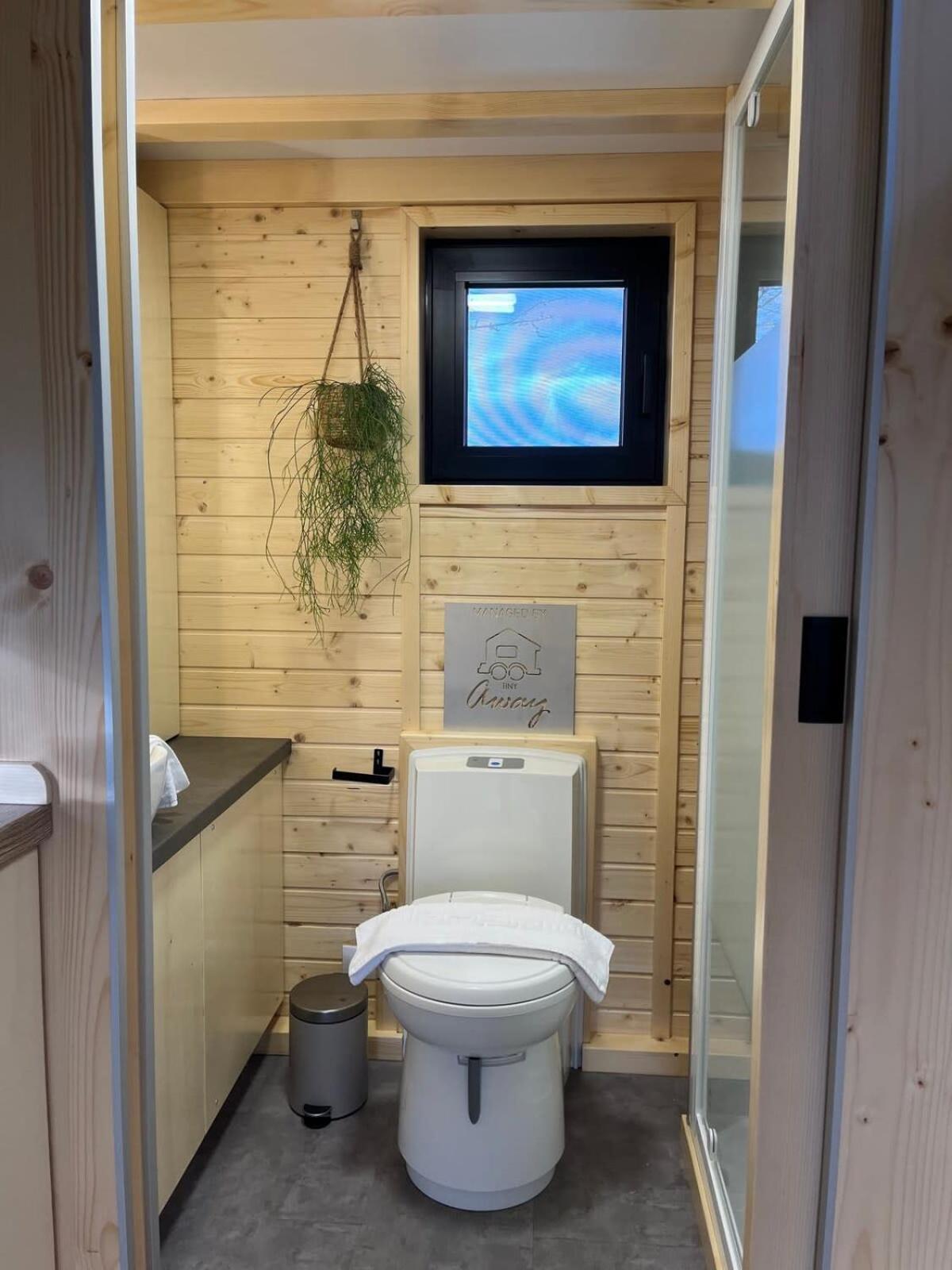 Lisi Grun Tiny House by Tiny Away