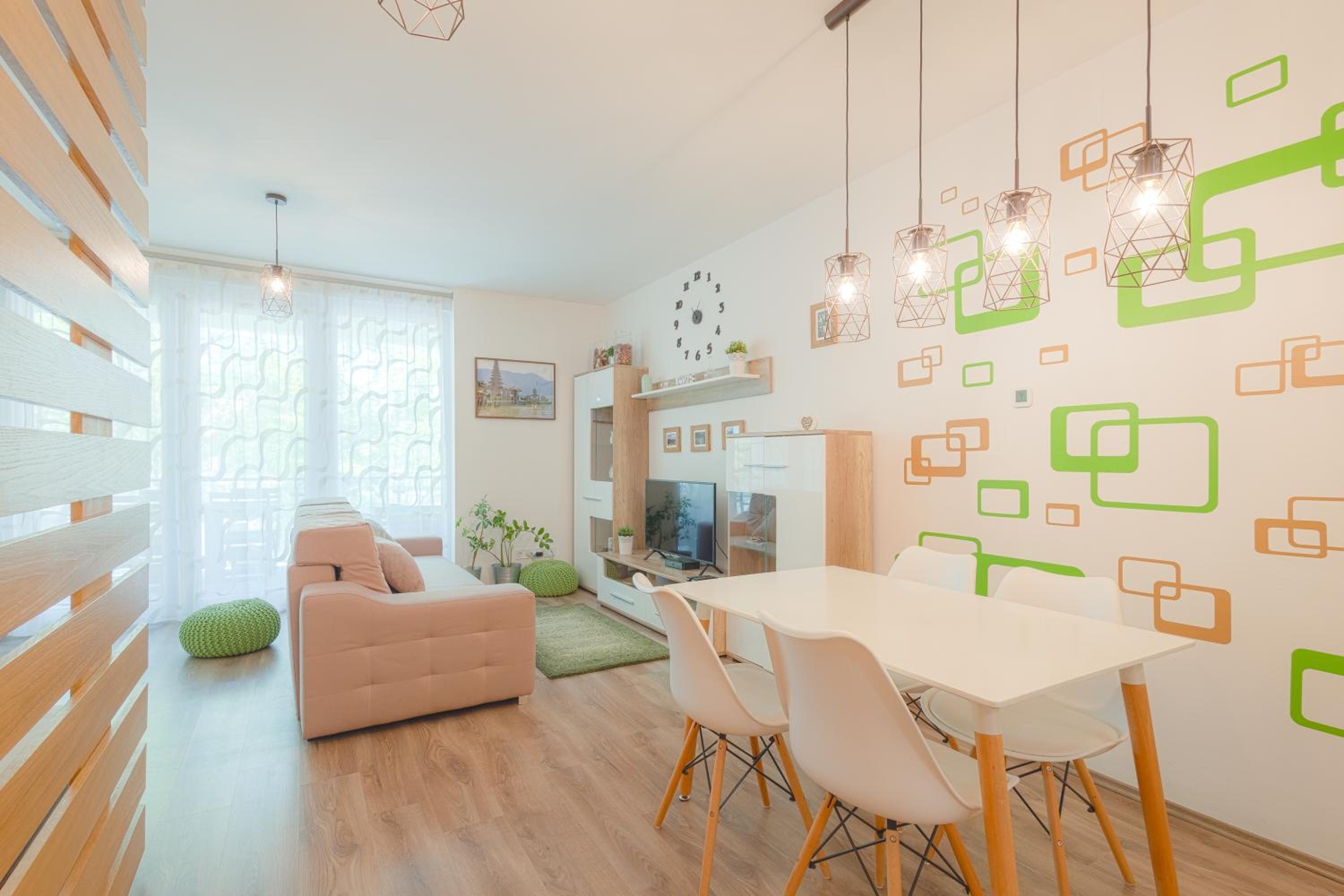 LIDO Apartmanok By BLTN Balatonlelle view 3