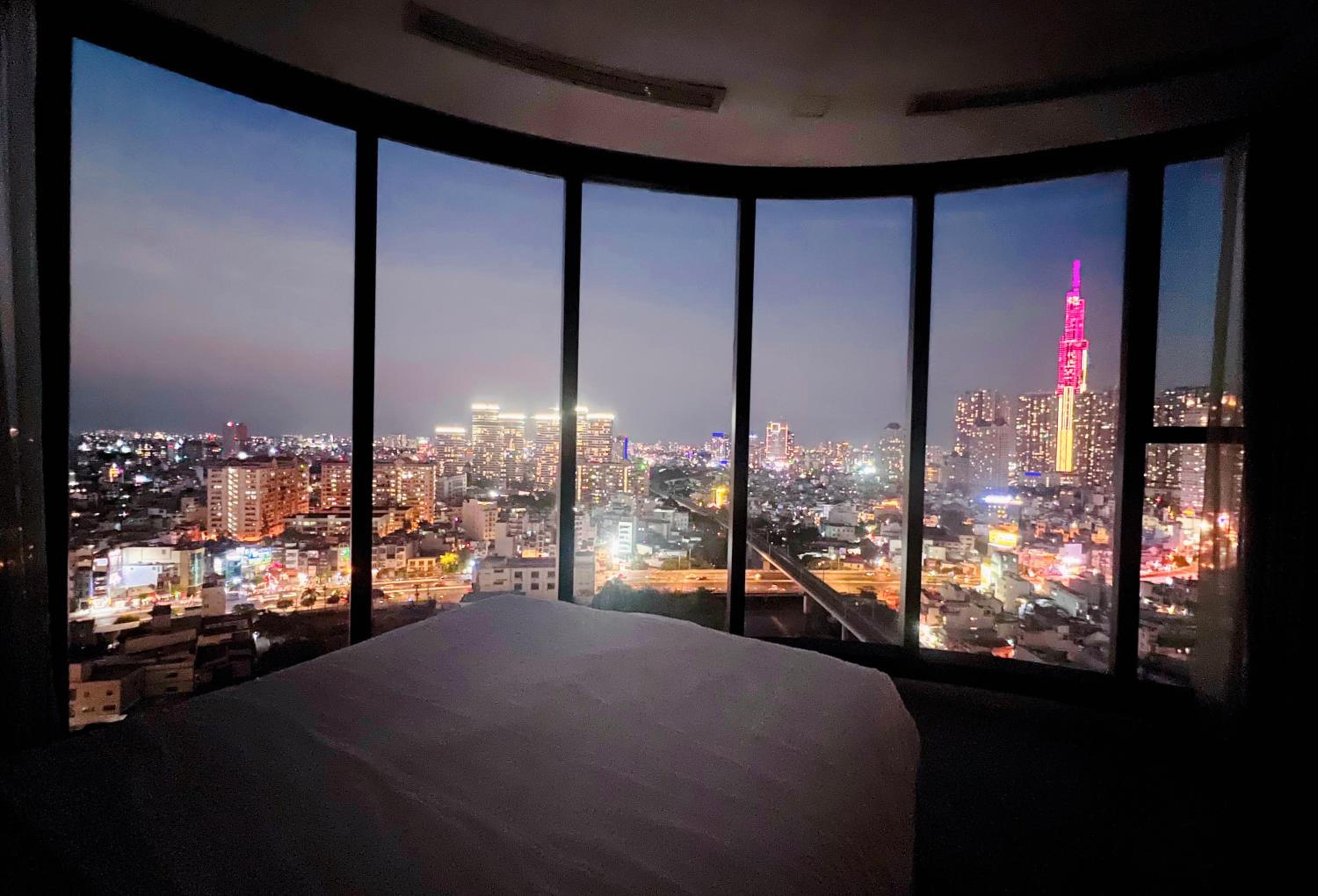 Luxury City Central Apartment