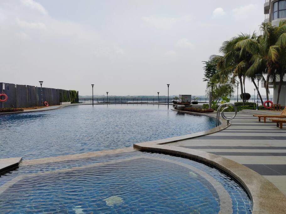 Country garden Danga bay/JB town/KSL/CIQ/2br2-6pax