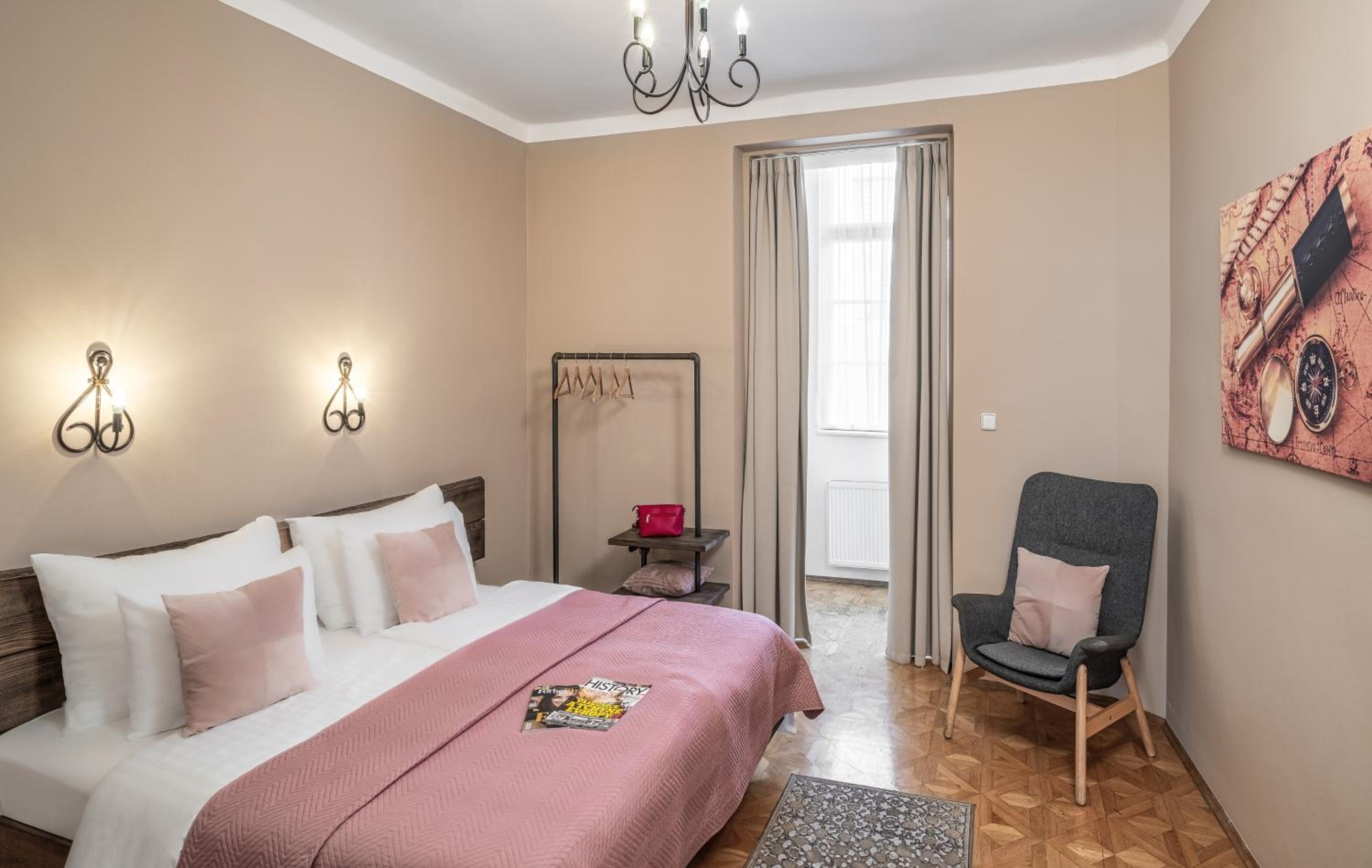 6 Continents Apartments by Adrez