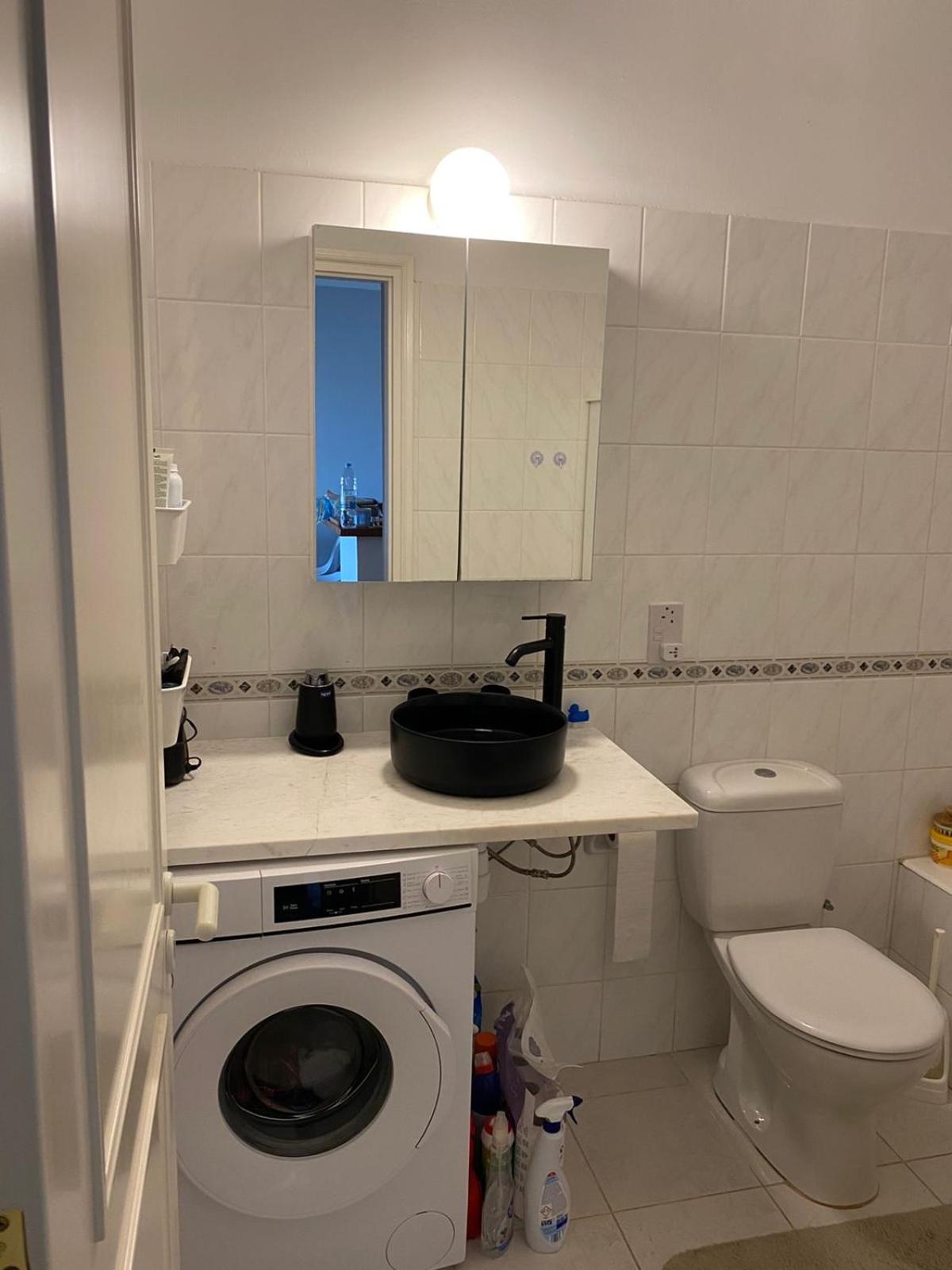 Newly renovated- Regina Gardens 1, Venus Beach 500 m, Sea&Sunsets view, license ooo7141