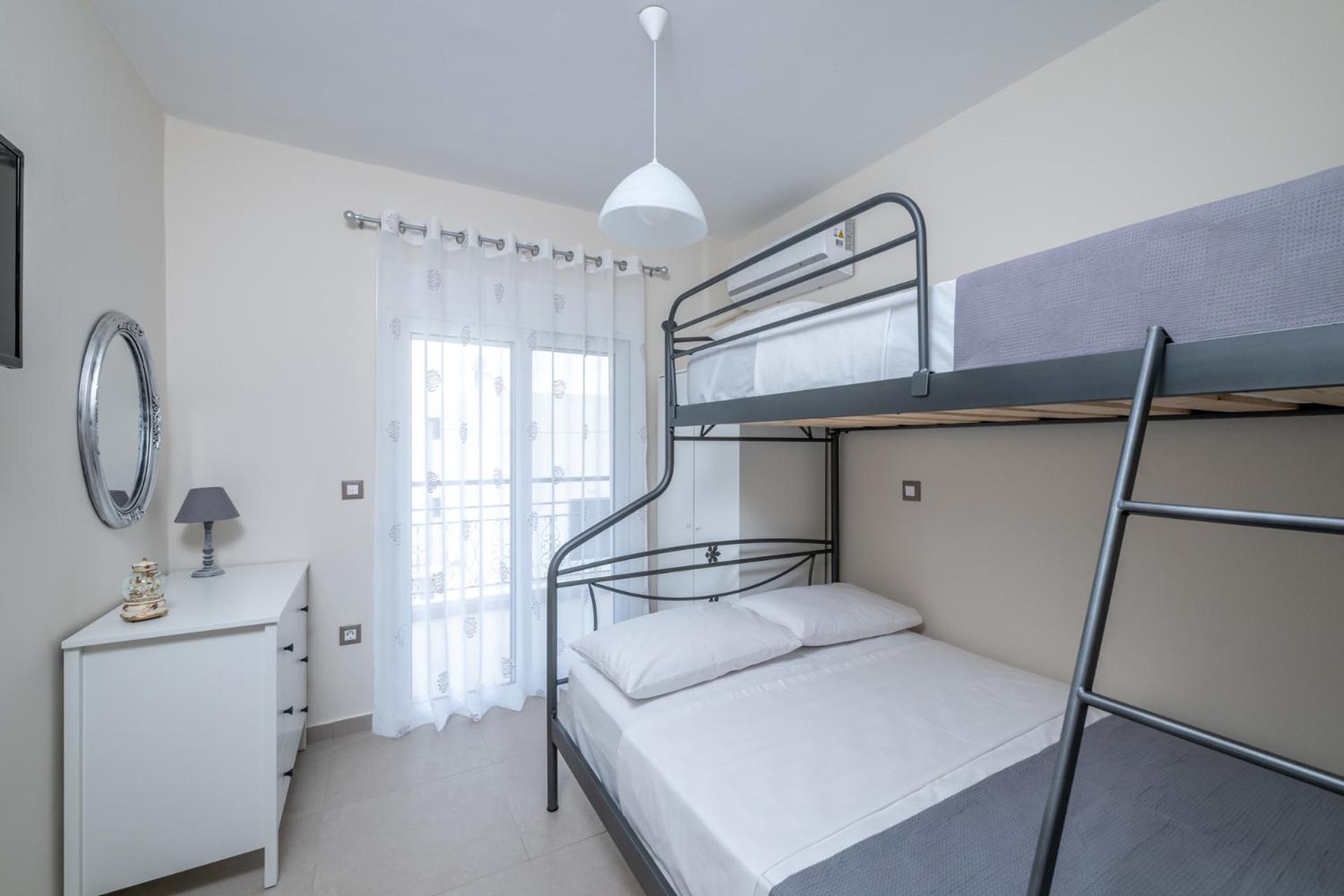Nimarevi Apartment