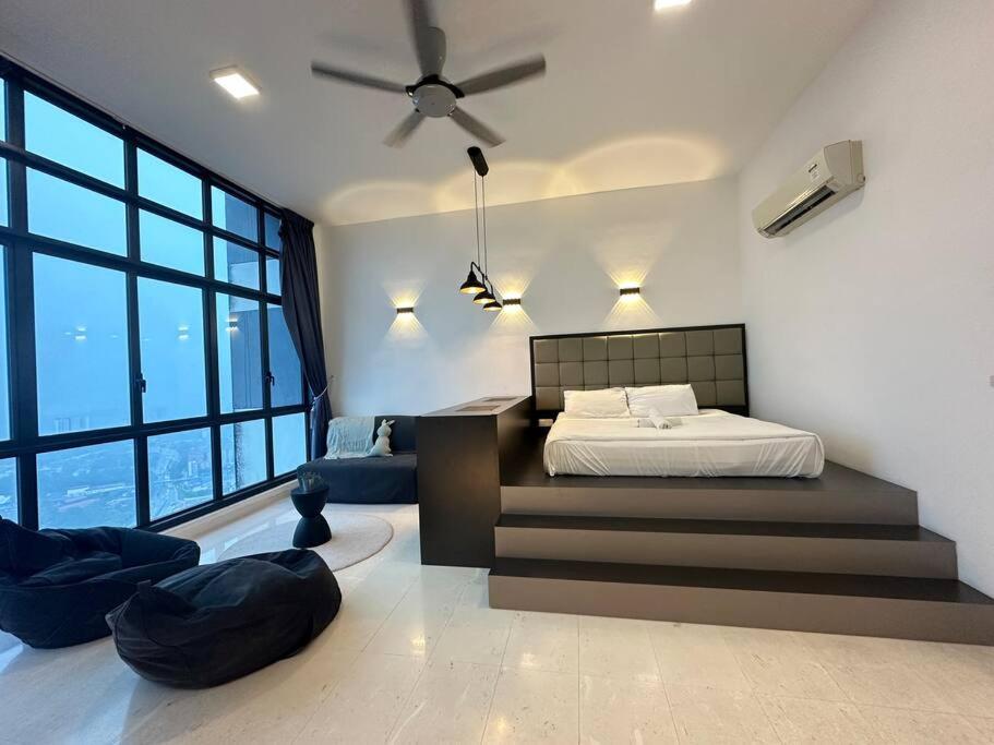 Sky 88 Love Studio Cityview Near CIQ