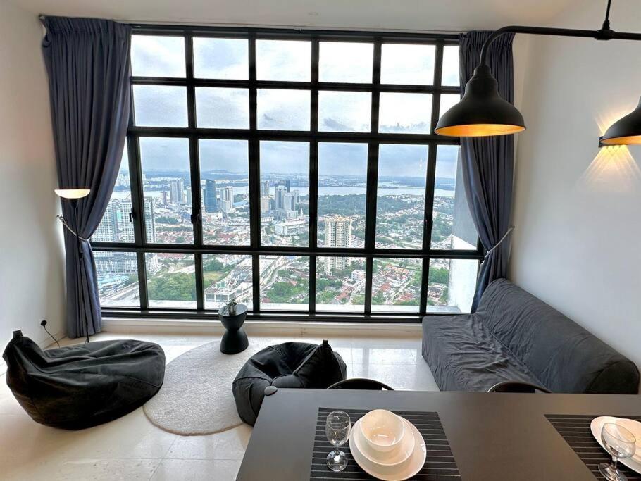 Sky 88 Love Studio Cityview Near CIQ