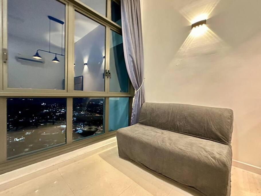 Sky 88 Love Studio Cityview Near CIQ