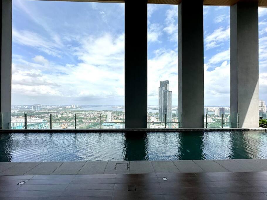 Sky 88 Love Studio Cityview Near CIQ