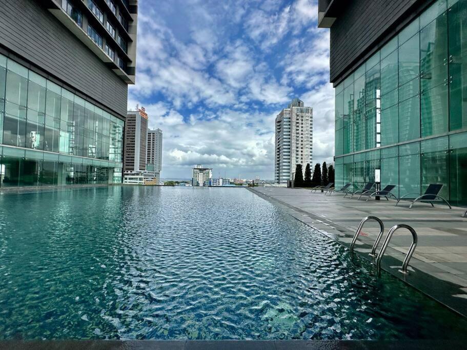 Sky 88 Love Studio Cityview Near CIQ
