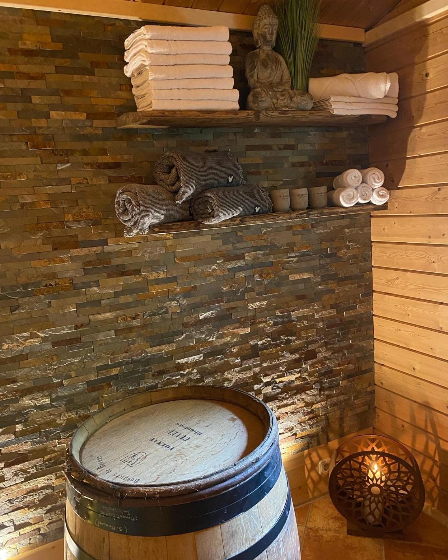 Holzhaus Onkel Fritz mit Sauna und Whirlwanne