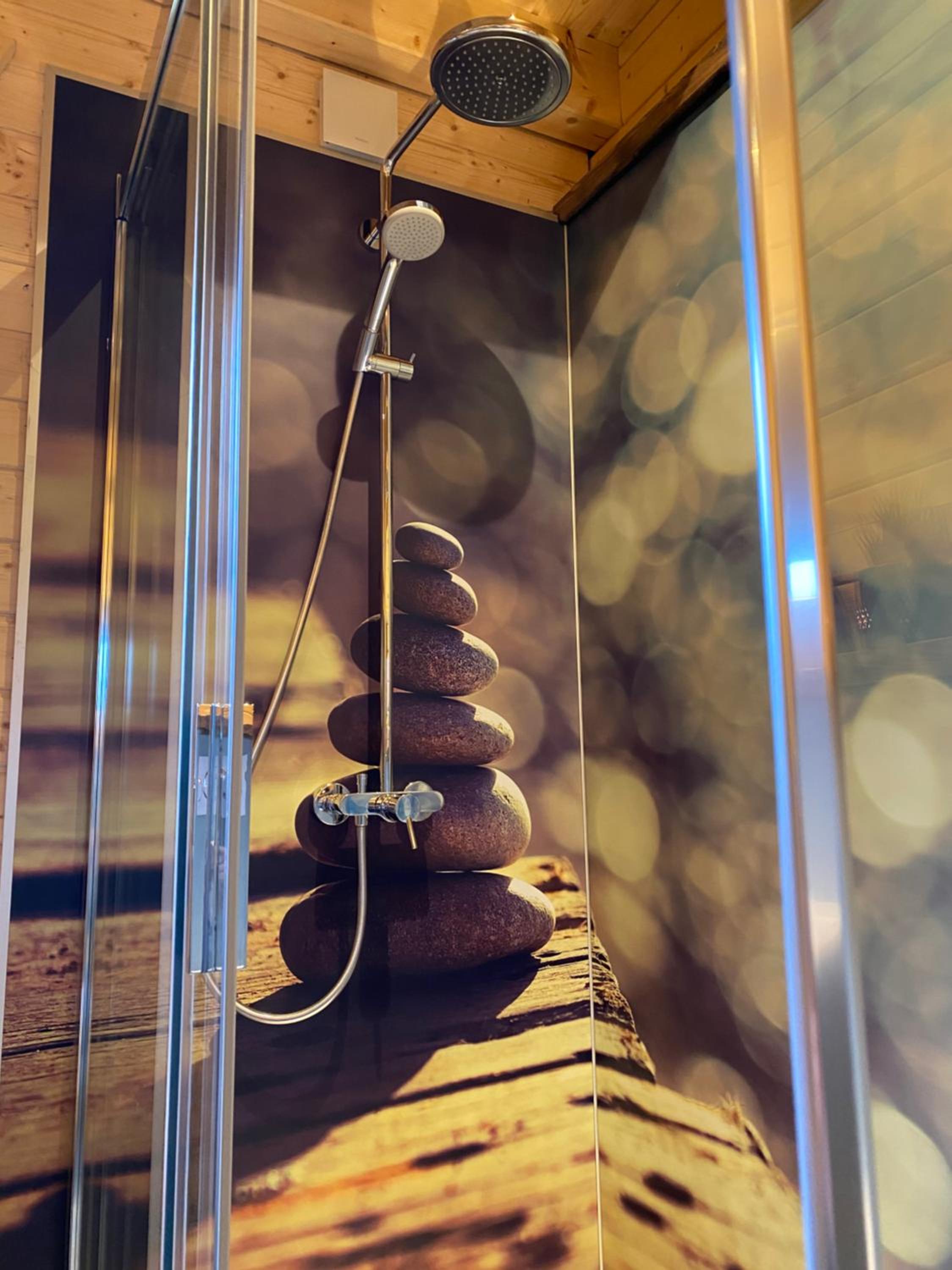 Holzhaus Onkel Fritz mit Sauna und Whirlwanne