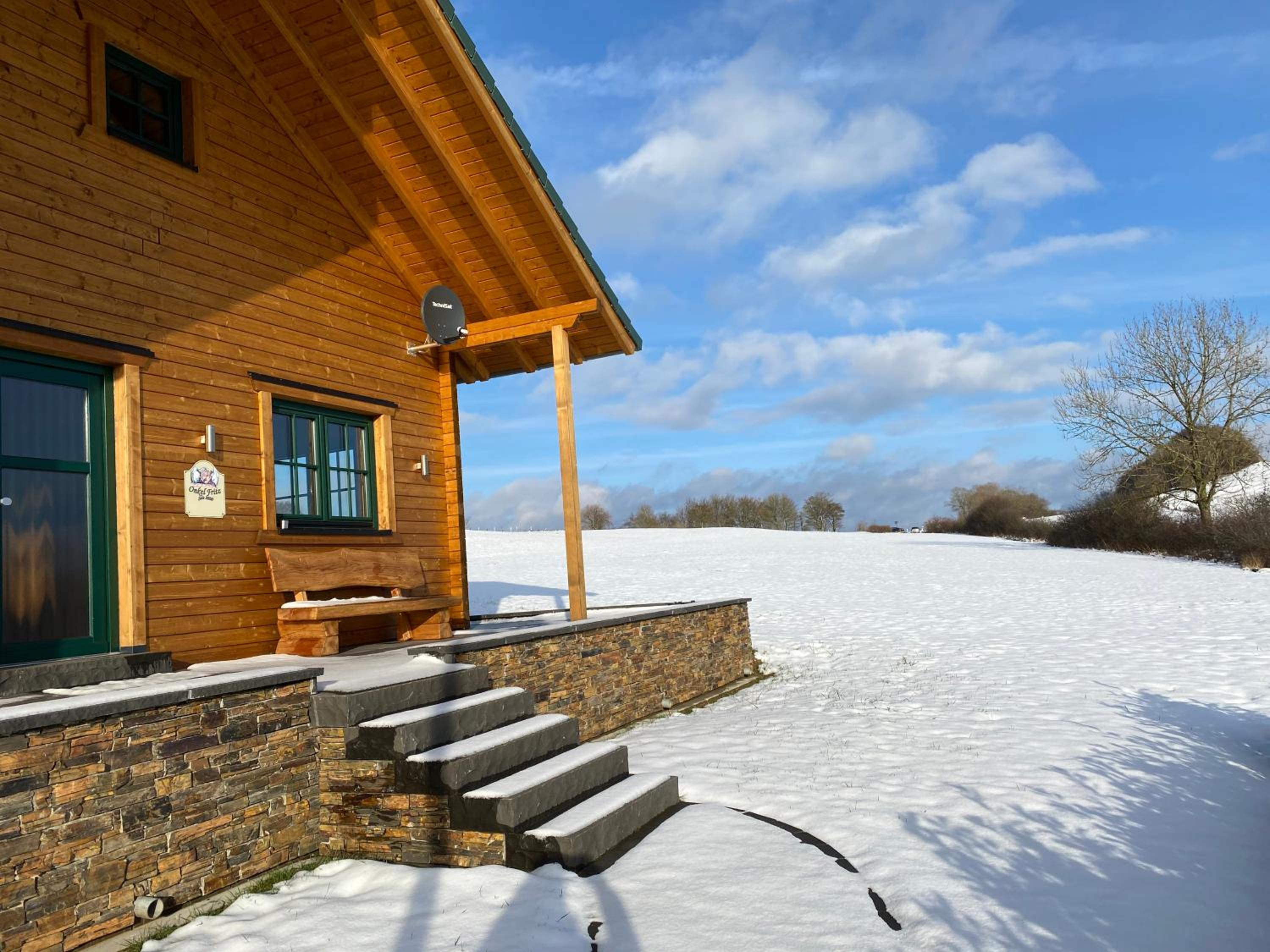 Holzhaus Onkel Fritz mit Sauna und Whirlwanne
