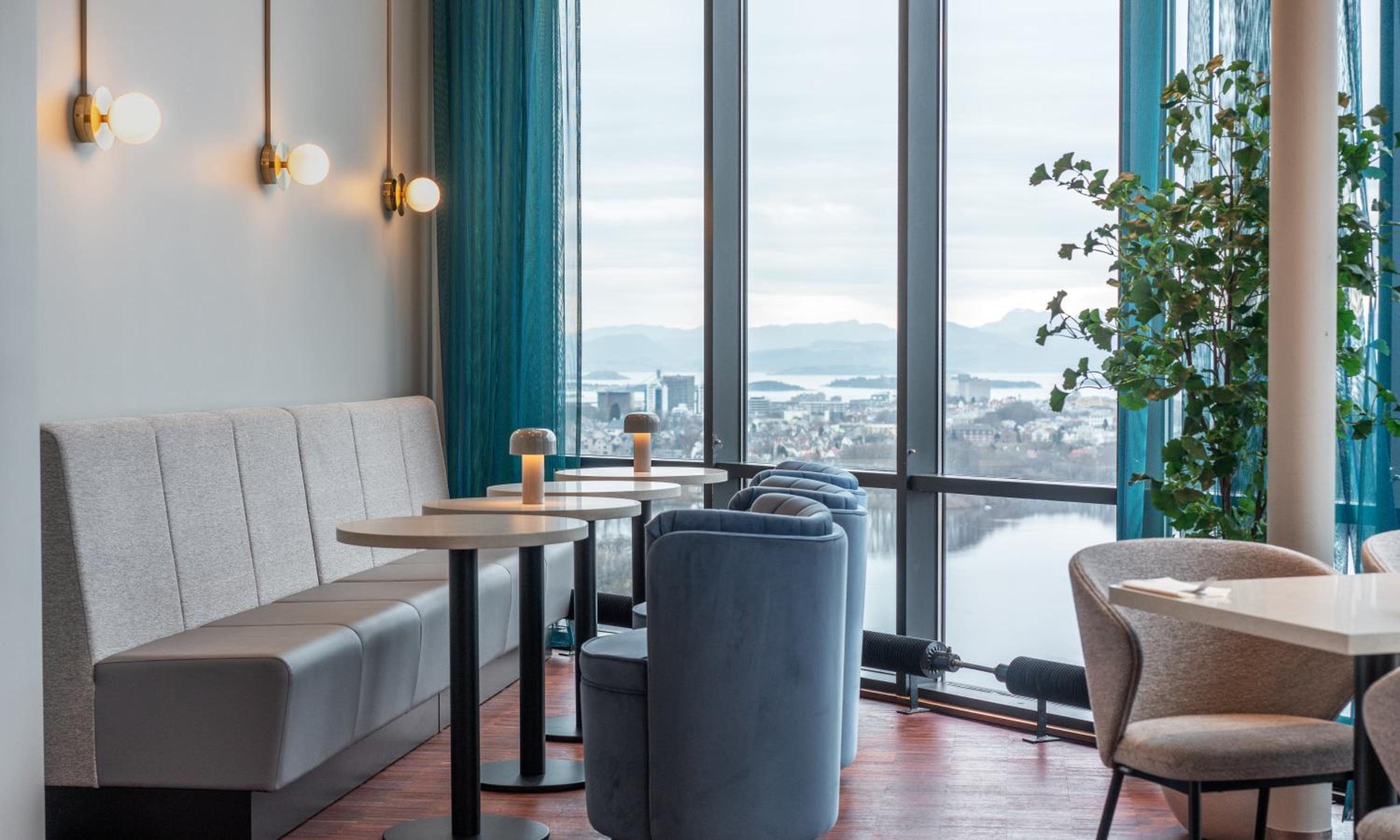 Stavanger Vacations - Thon Partner Stavanger Forum Hotel - Property Image 1