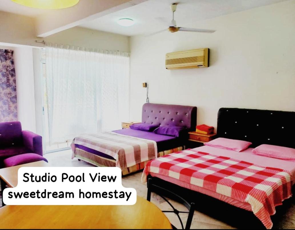 Studio with Pool View photo 1