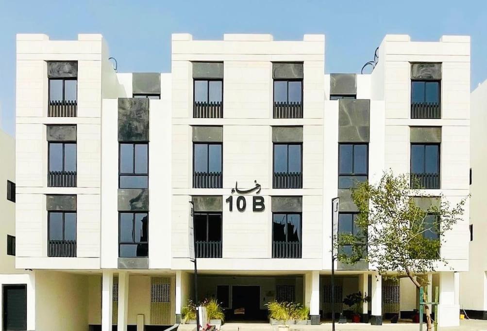 Spacious new 2 bedroom Apt-in amazing location B33