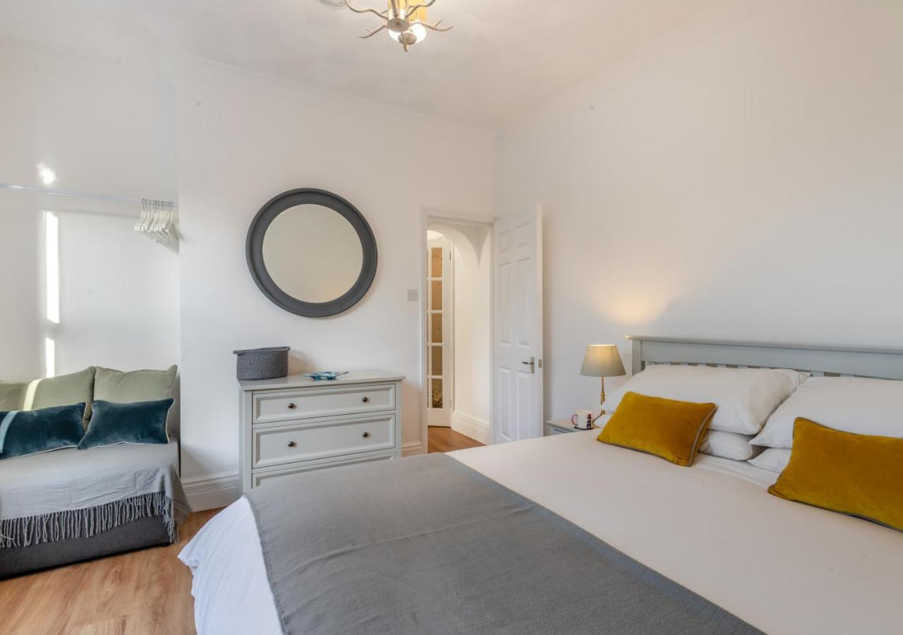 2 Bed in Overstrand oc-s28355