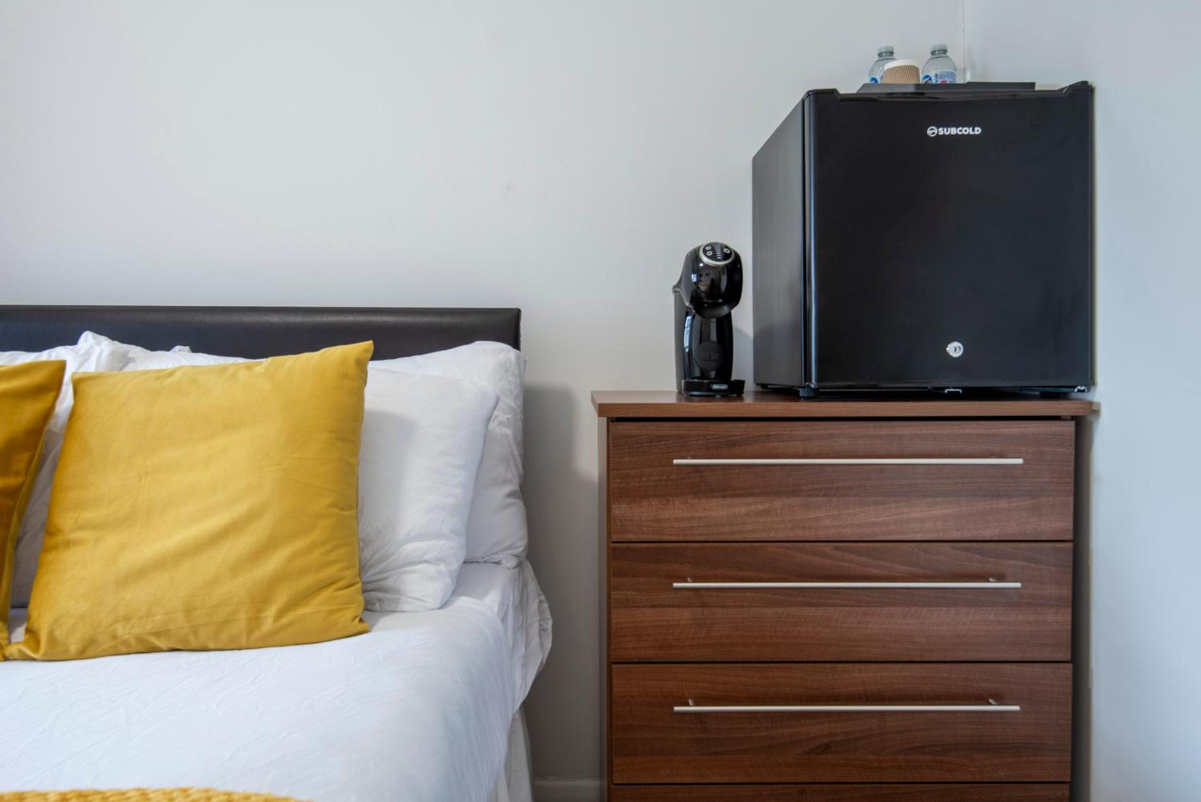 Adorable, Comfy Flat Walk Paddington/Elizabeth Stn