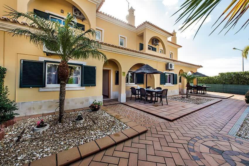 Villa Norcas Grande - Central - Heat pool game room