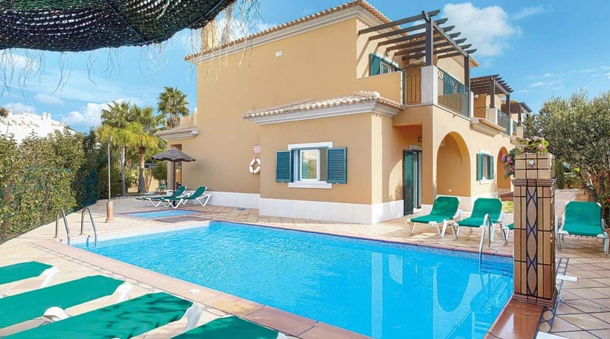 Villa Norcas Grande - Central - Heat pool game room