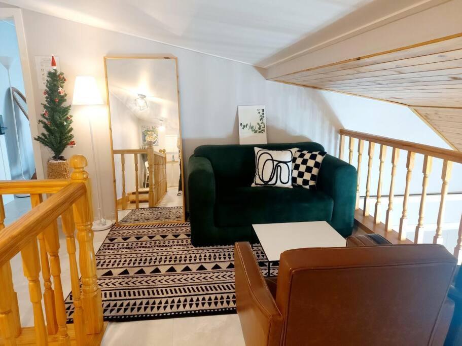 lounge