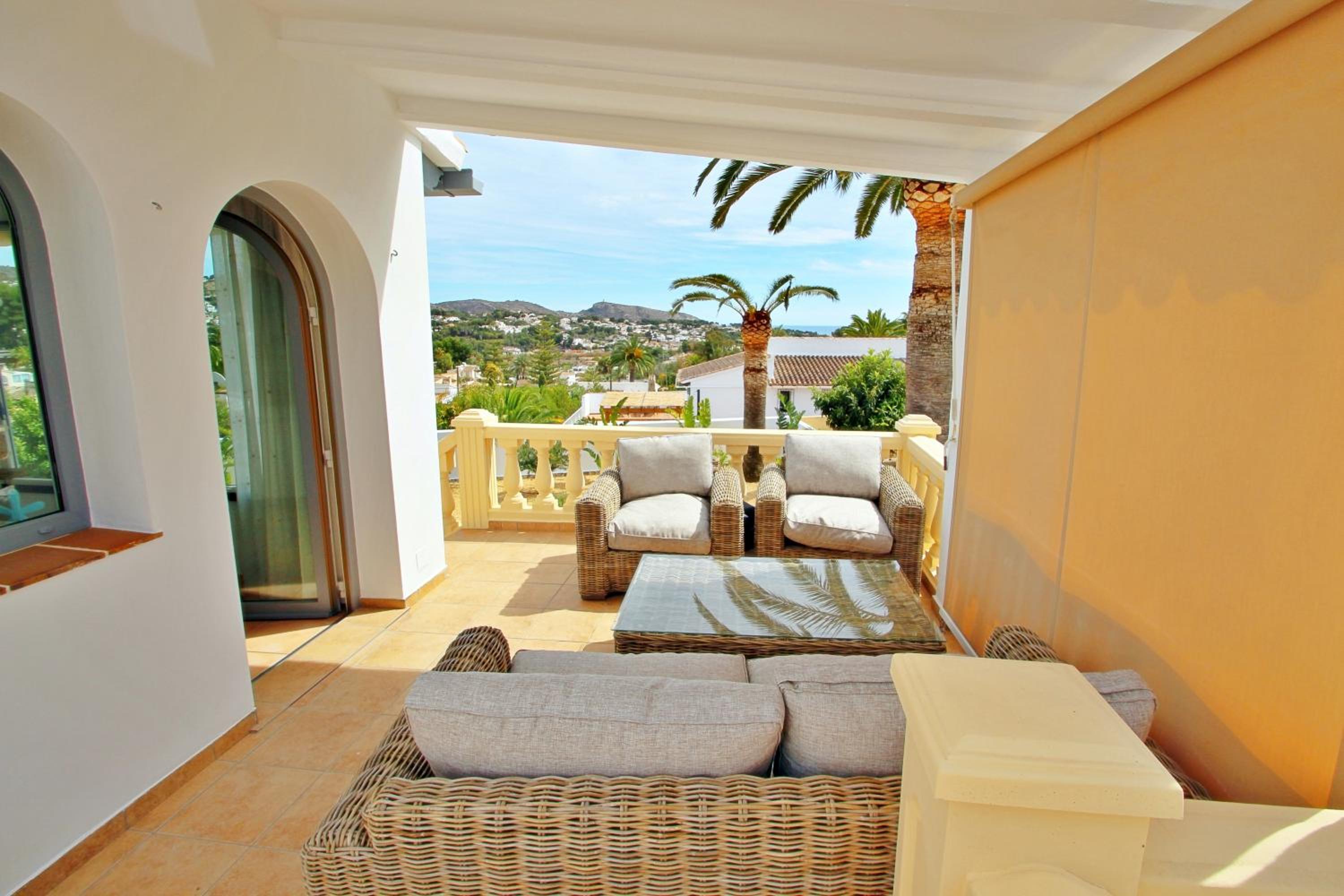 Golondrina - panoramic hillside holiday house in Moraira view 5