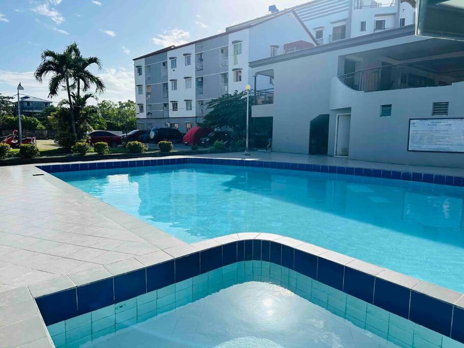Mactan Oasis Garden/ 2 Bedrooms/ Near Airport view 5