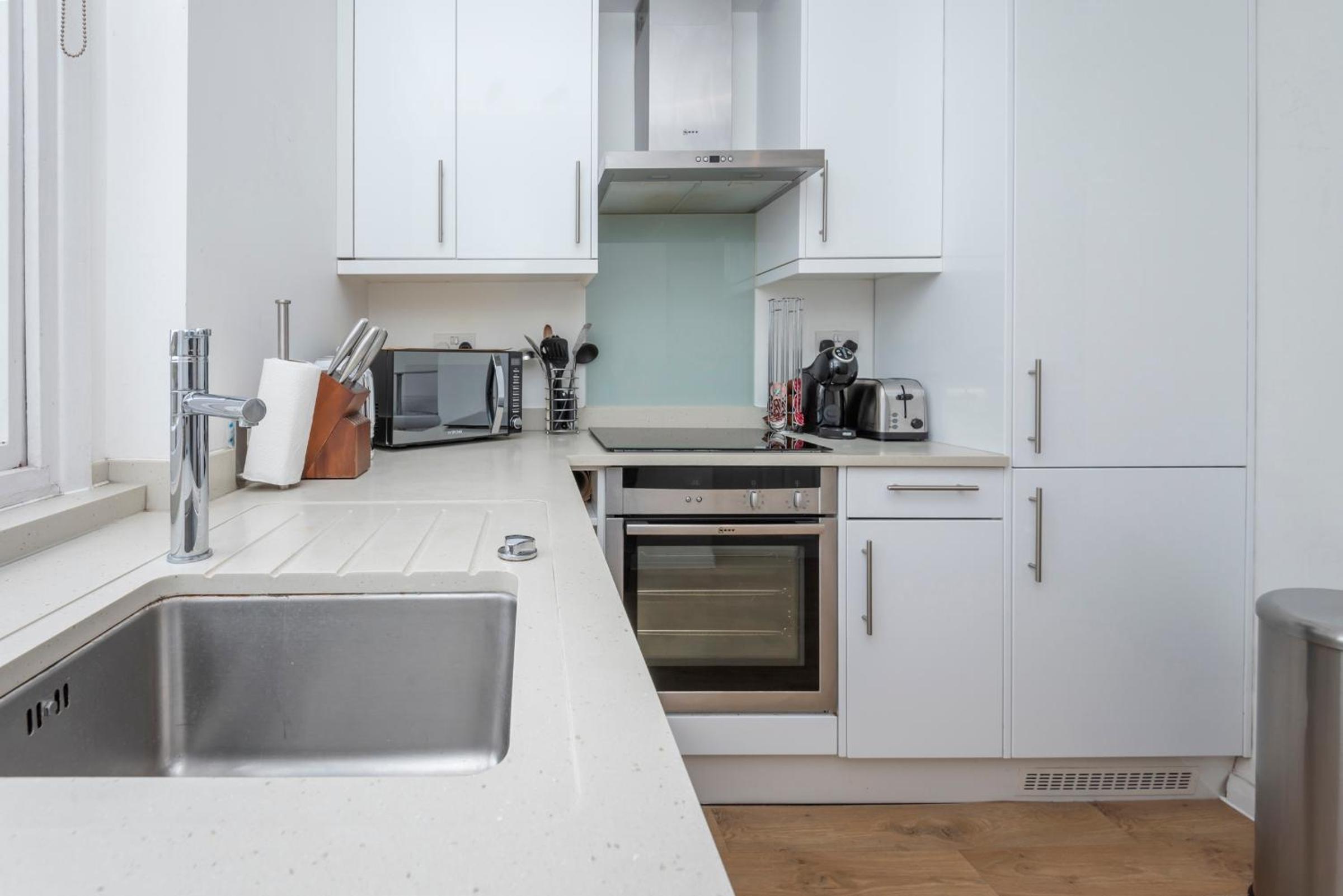 BRAND NEW The Palms: Luxury Family Residence