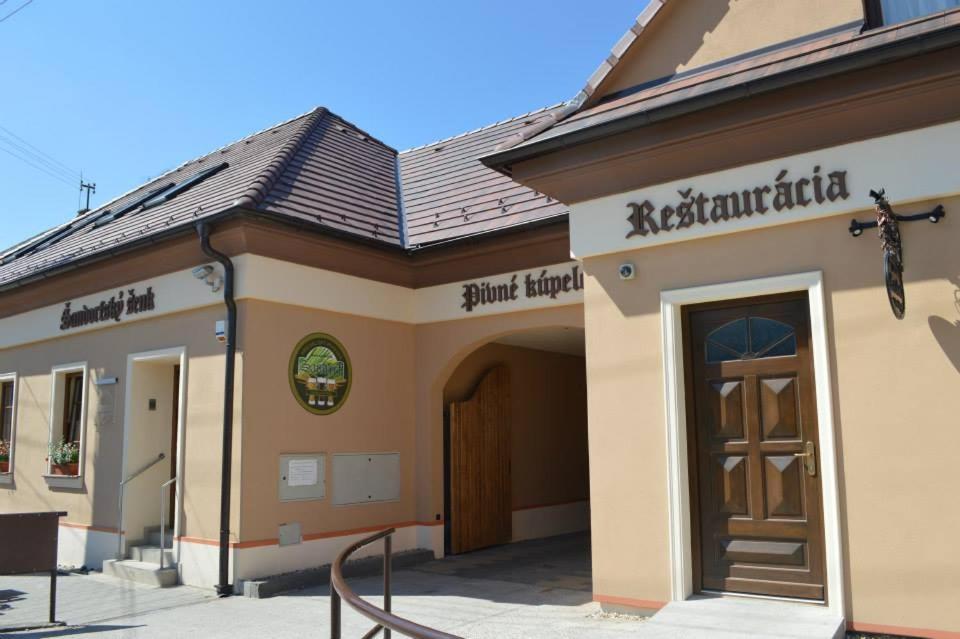 Hotel Pivovar Sandorf