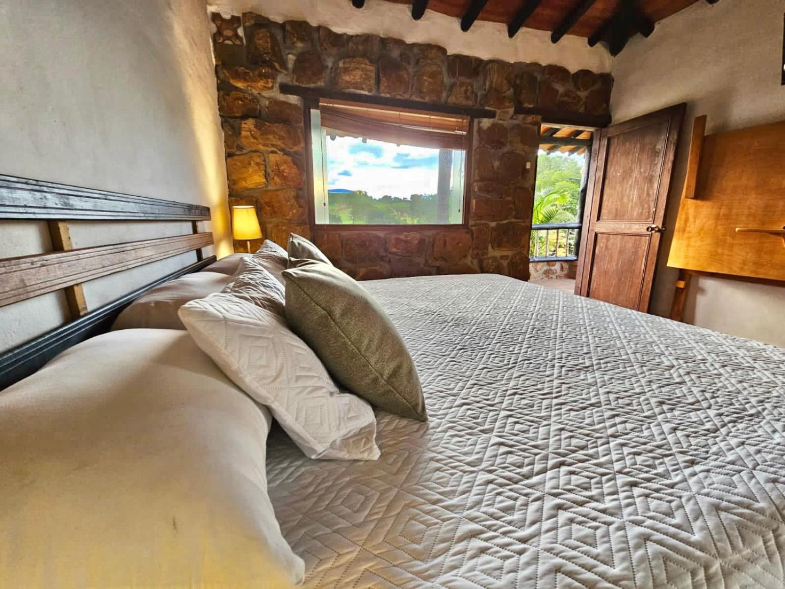 Cabañas y Hostal Bonanza mesa de los santos