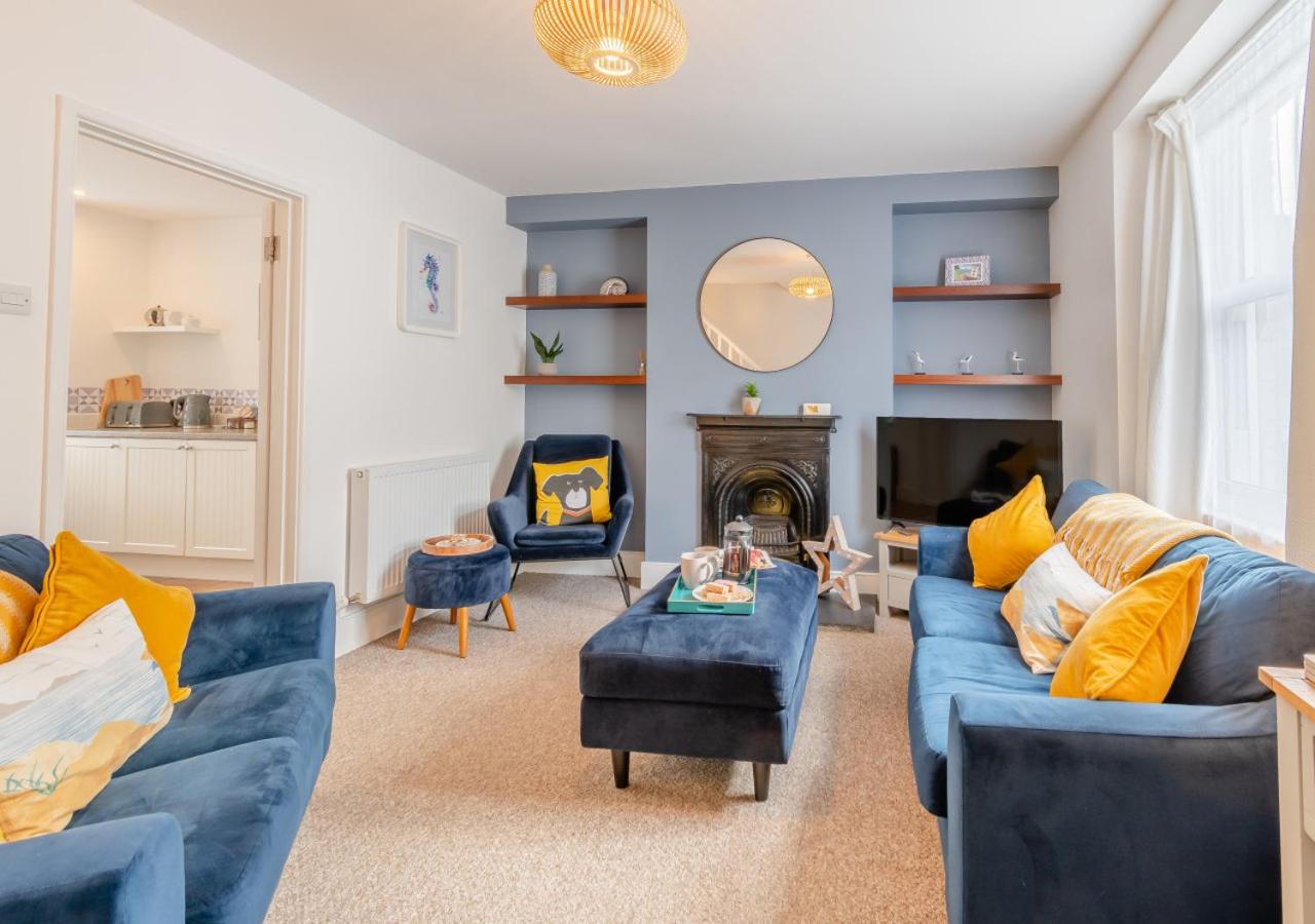 2 Bed in Tenby oc-pw1031