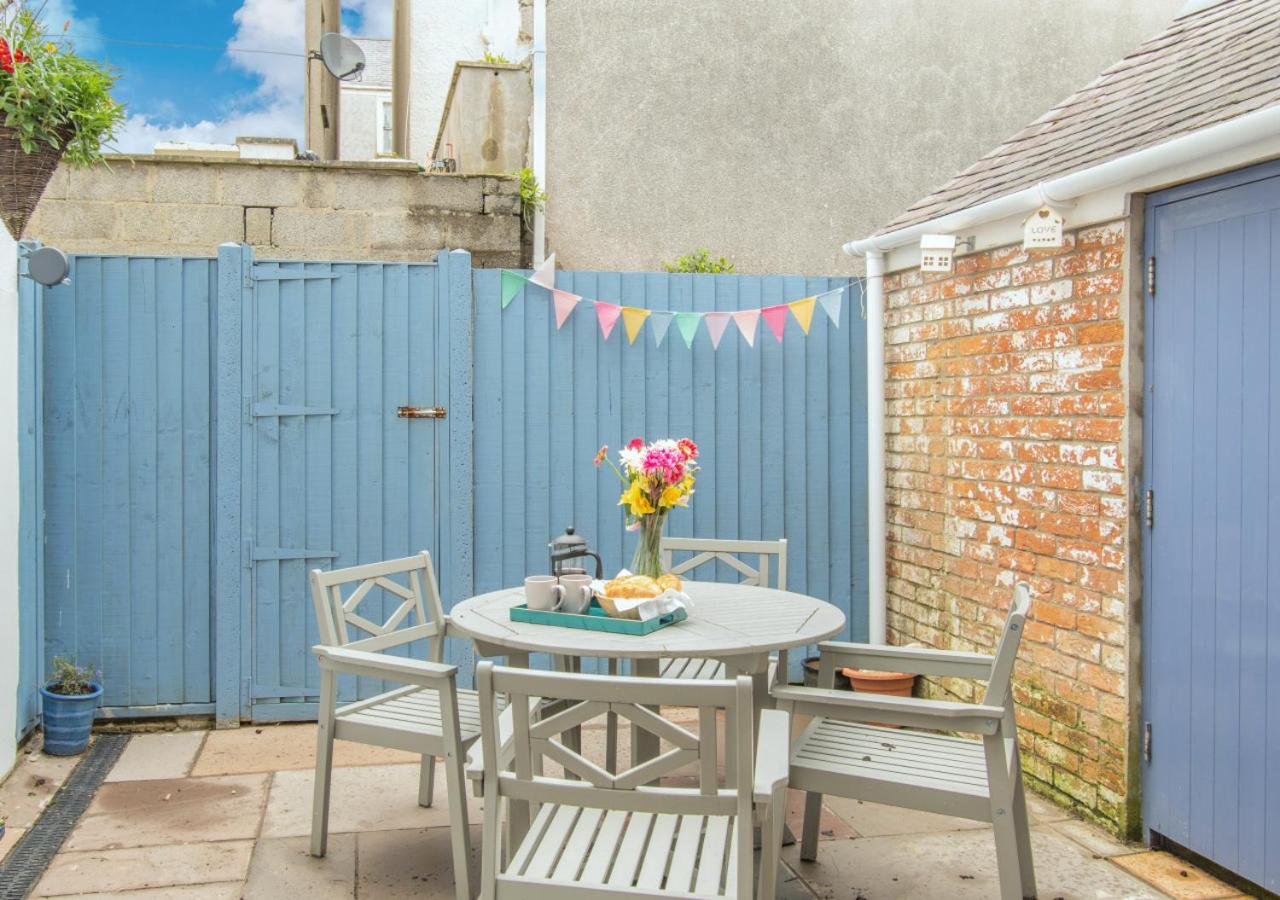 2 Bed in Tenby oc-pw1031