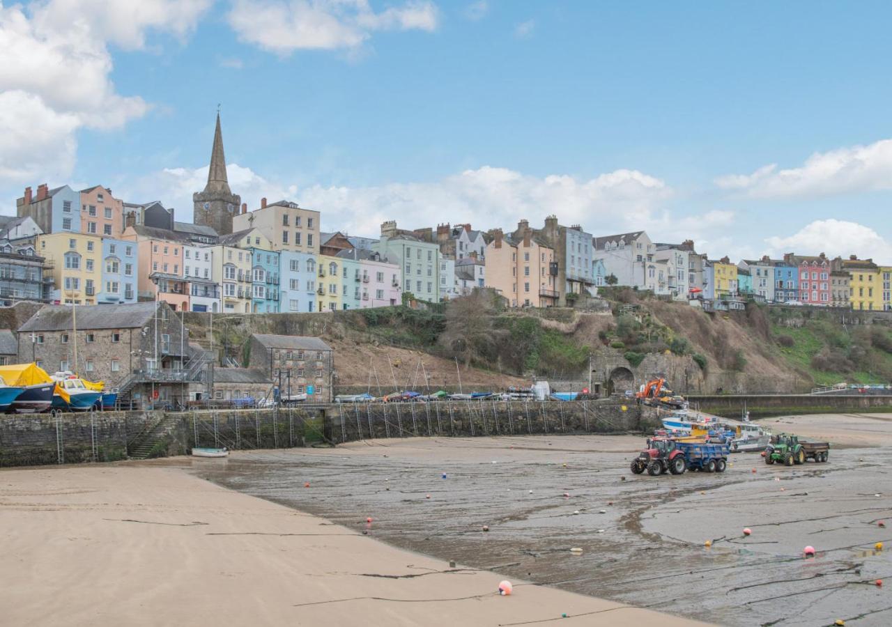 2 Bed in Tenby oc-pw1031