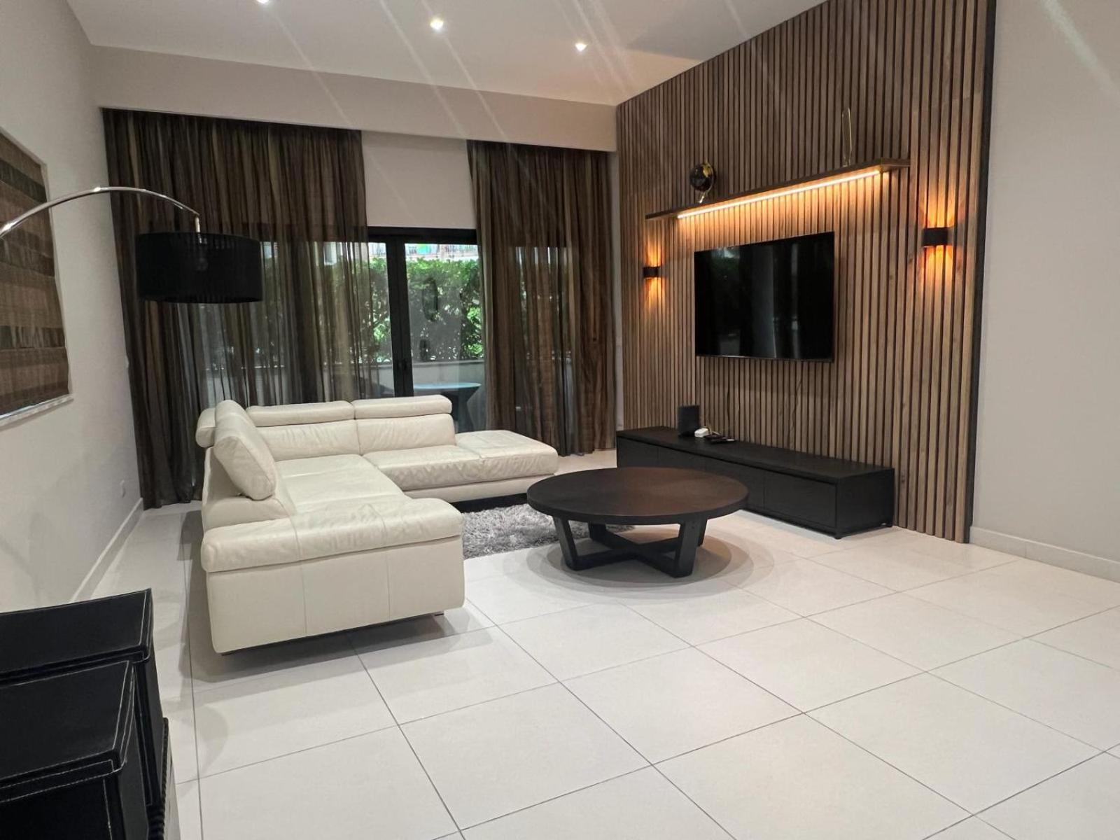 Luxury 3-bedroom apartment in St Julians photo 2