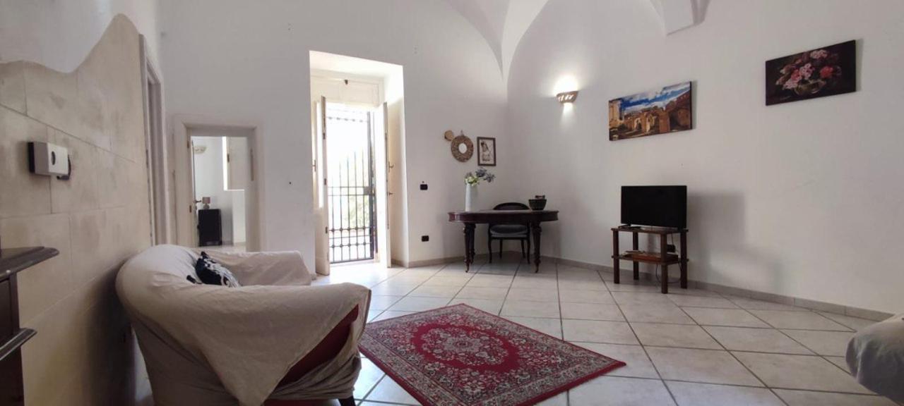 Mary Apt - Historical Residence- Lecce view 4