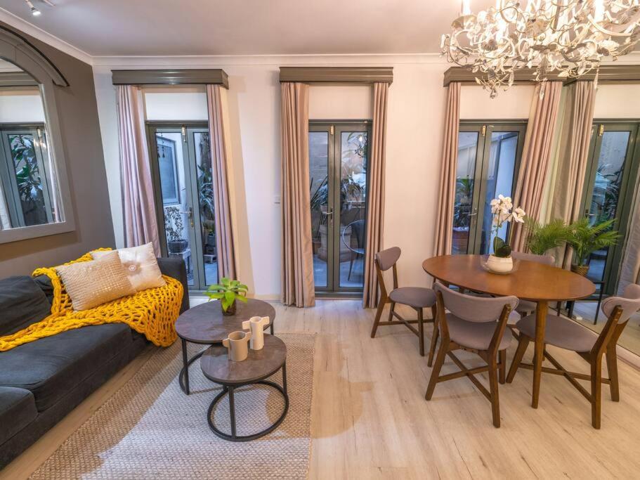 Luxury Suite On Flinders Lane