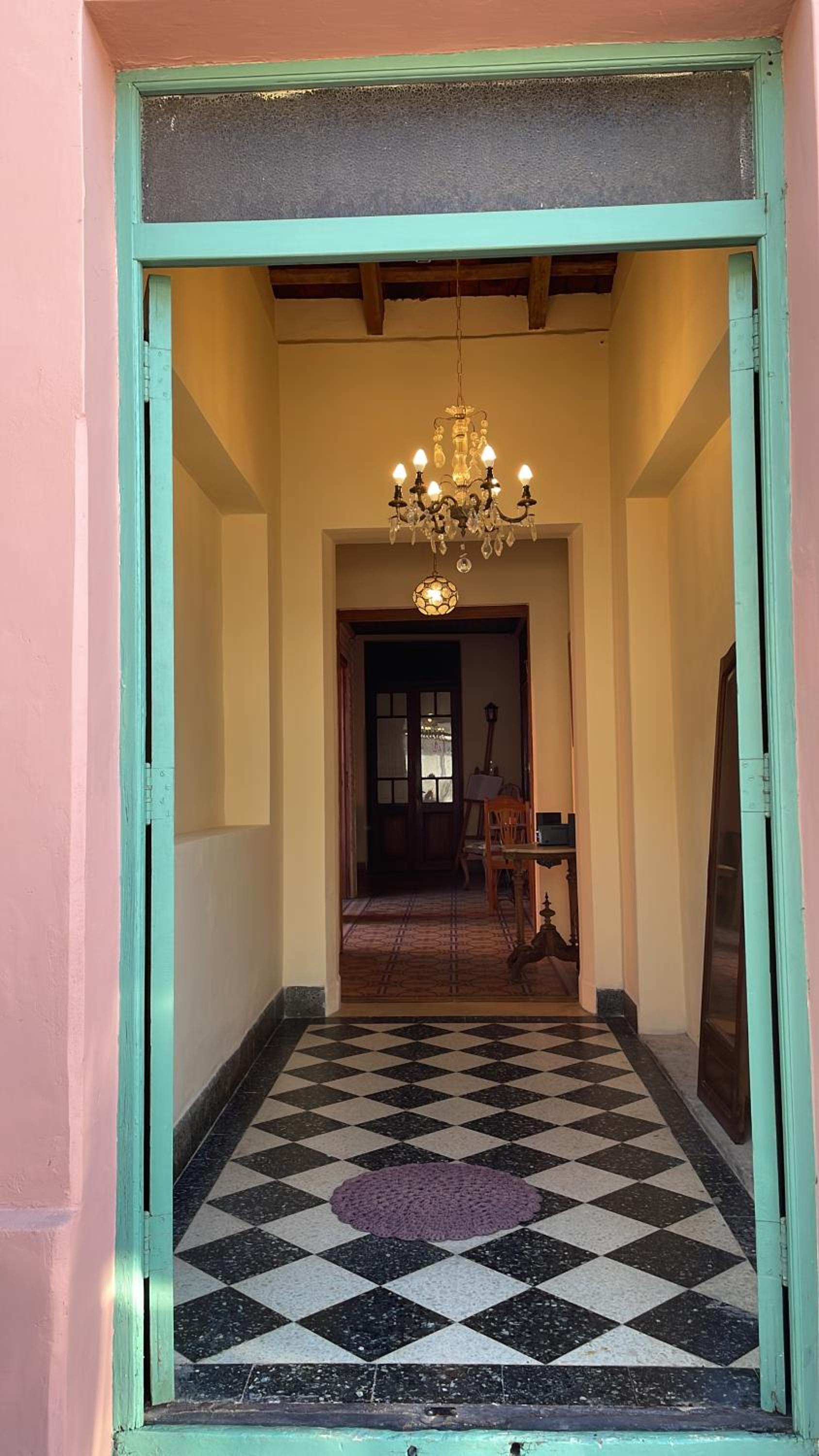 La Escondida, Casa de Huéspedes