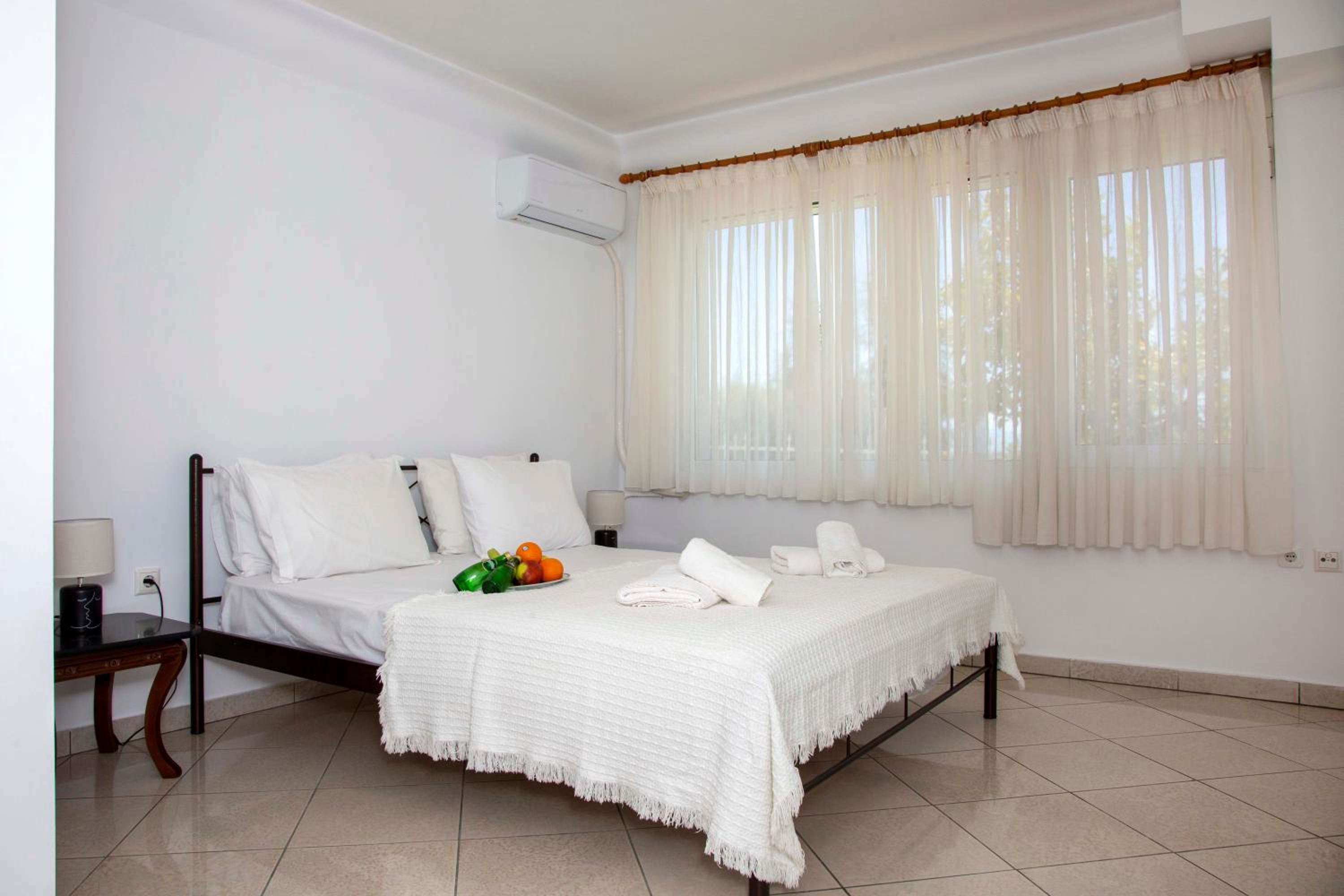 Villa just on the sea 1