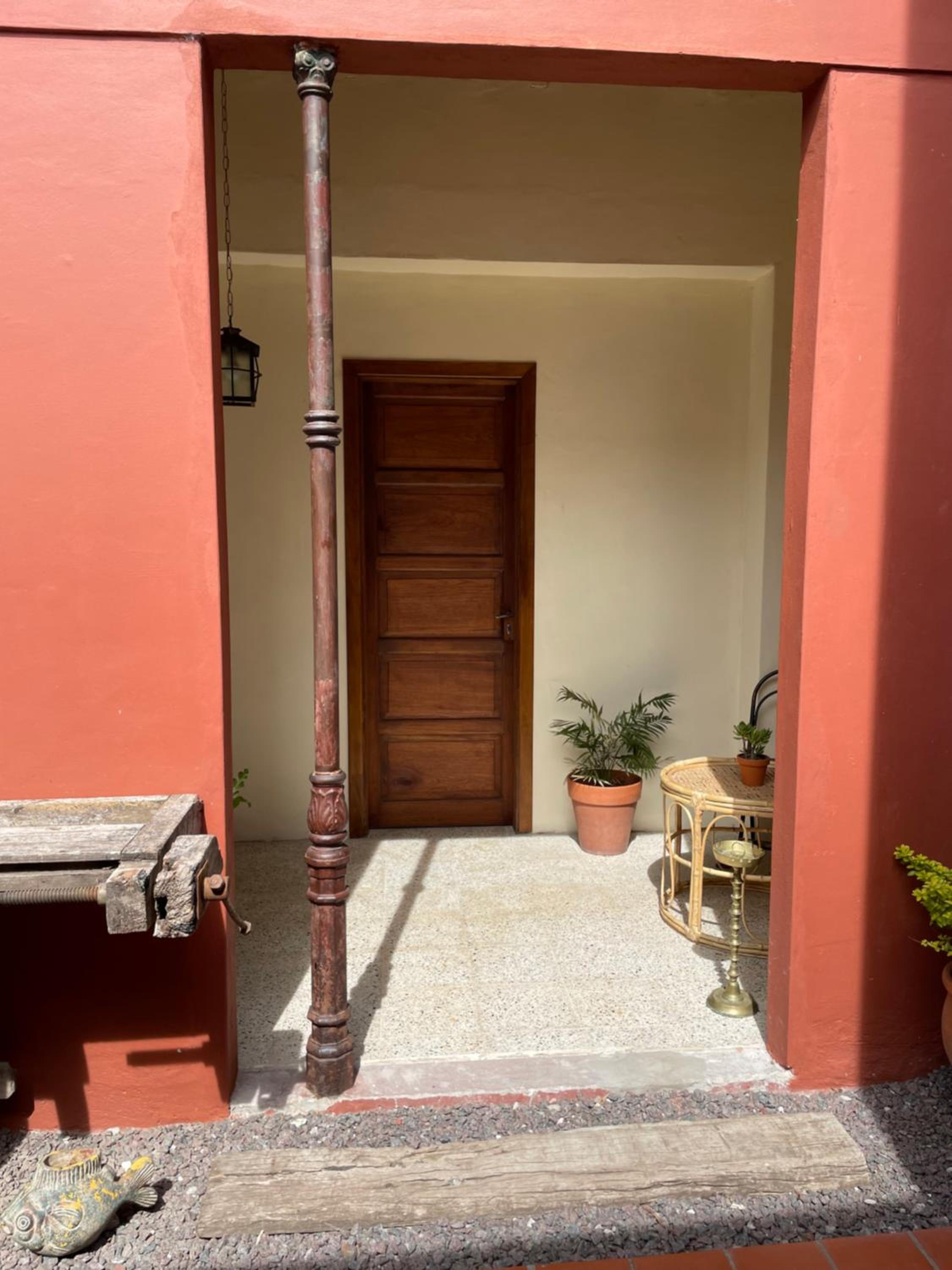 La Escondida, Casa de Huéspedes