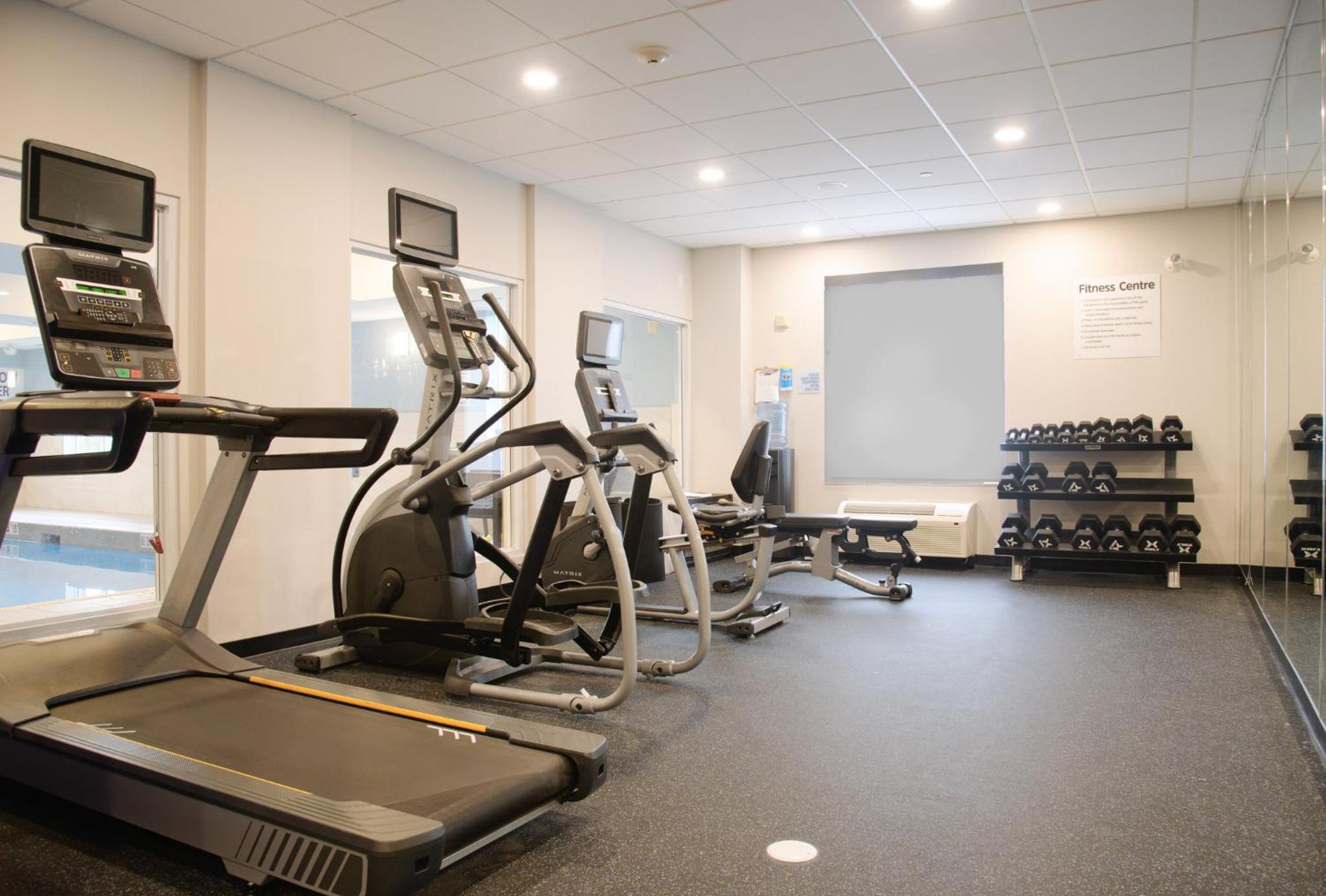 Huntsville Vacations - Holiday Inn Express  Suites Huntsville, an IHG Hotel - Property Image 11