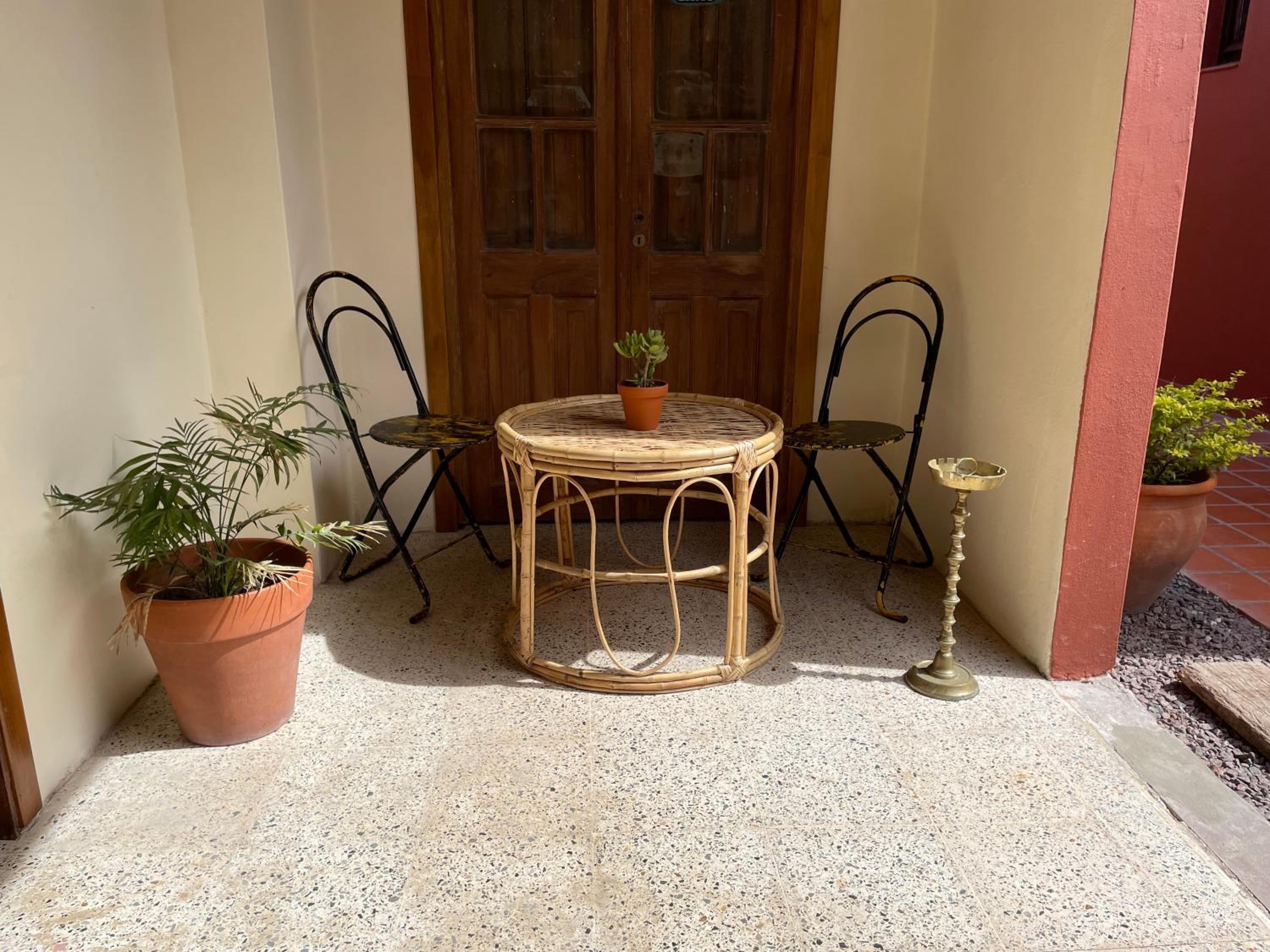 La Escondida, Casa de Huéspedes