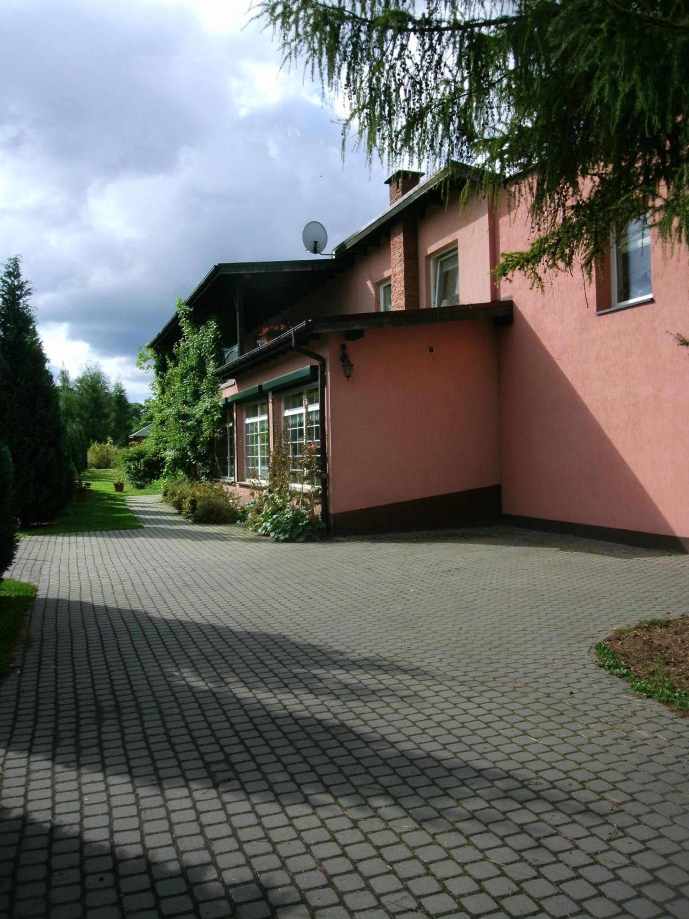 Photo 32