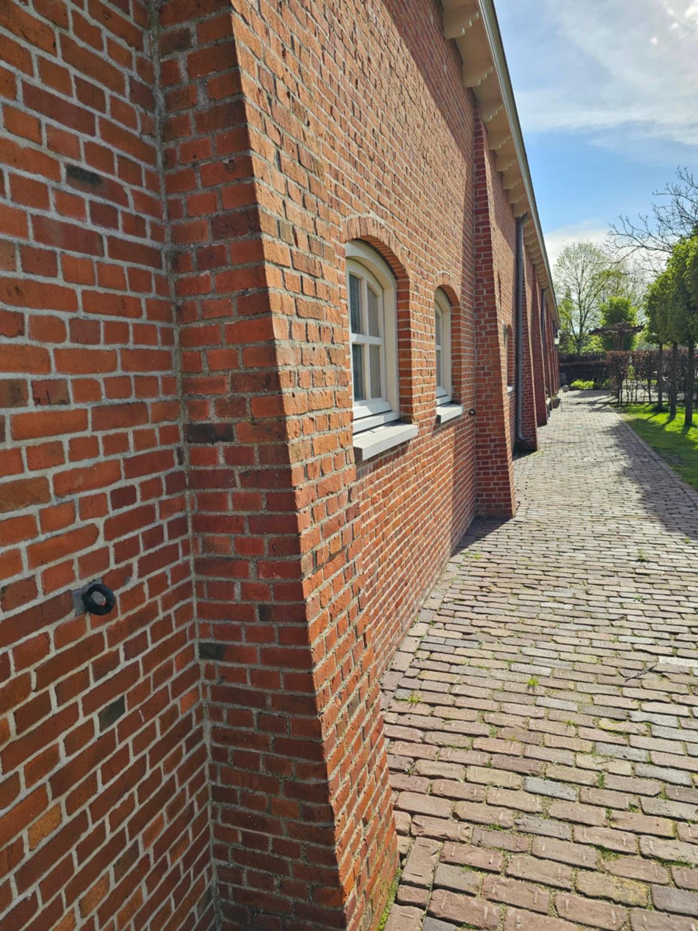 Photo 32