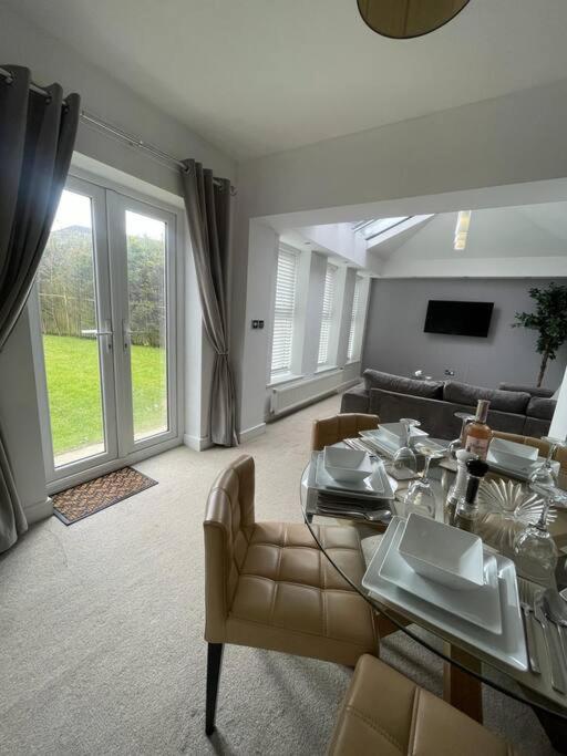 Guest Homes - Hunters Wood Court, photo 18