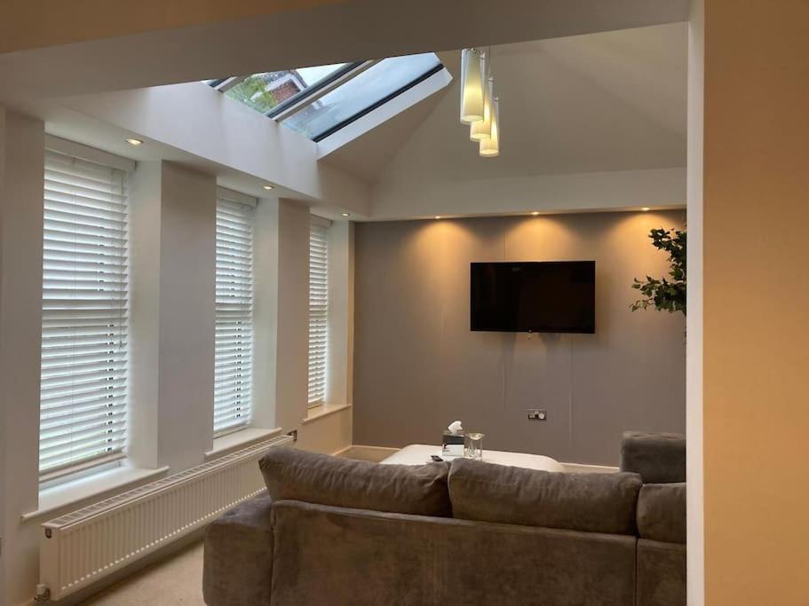 Guest Homes - Hunters Wood Court, photo 28